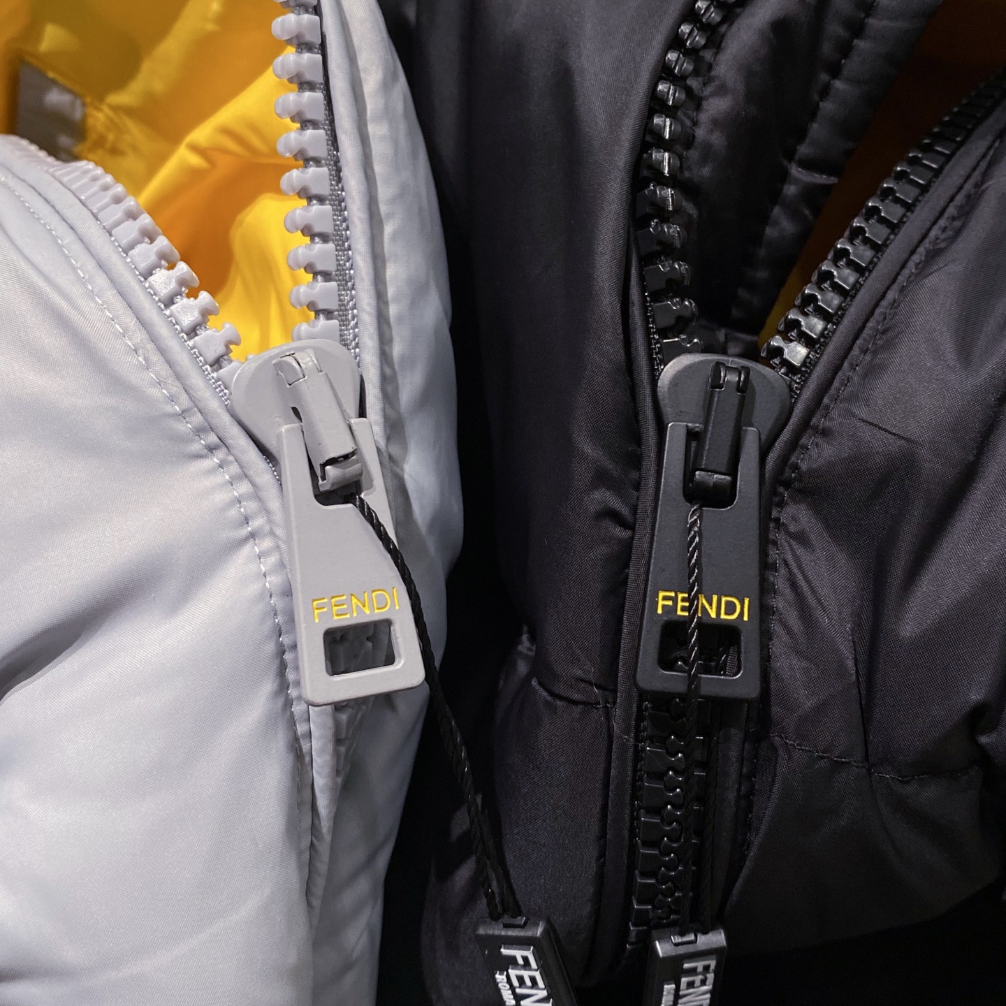 (新品)可卸帽，LL可托袖！FD衣袖Logo提花兽怪托袖可马甲羽绒服外货公司精品渠道订单臻选Longue