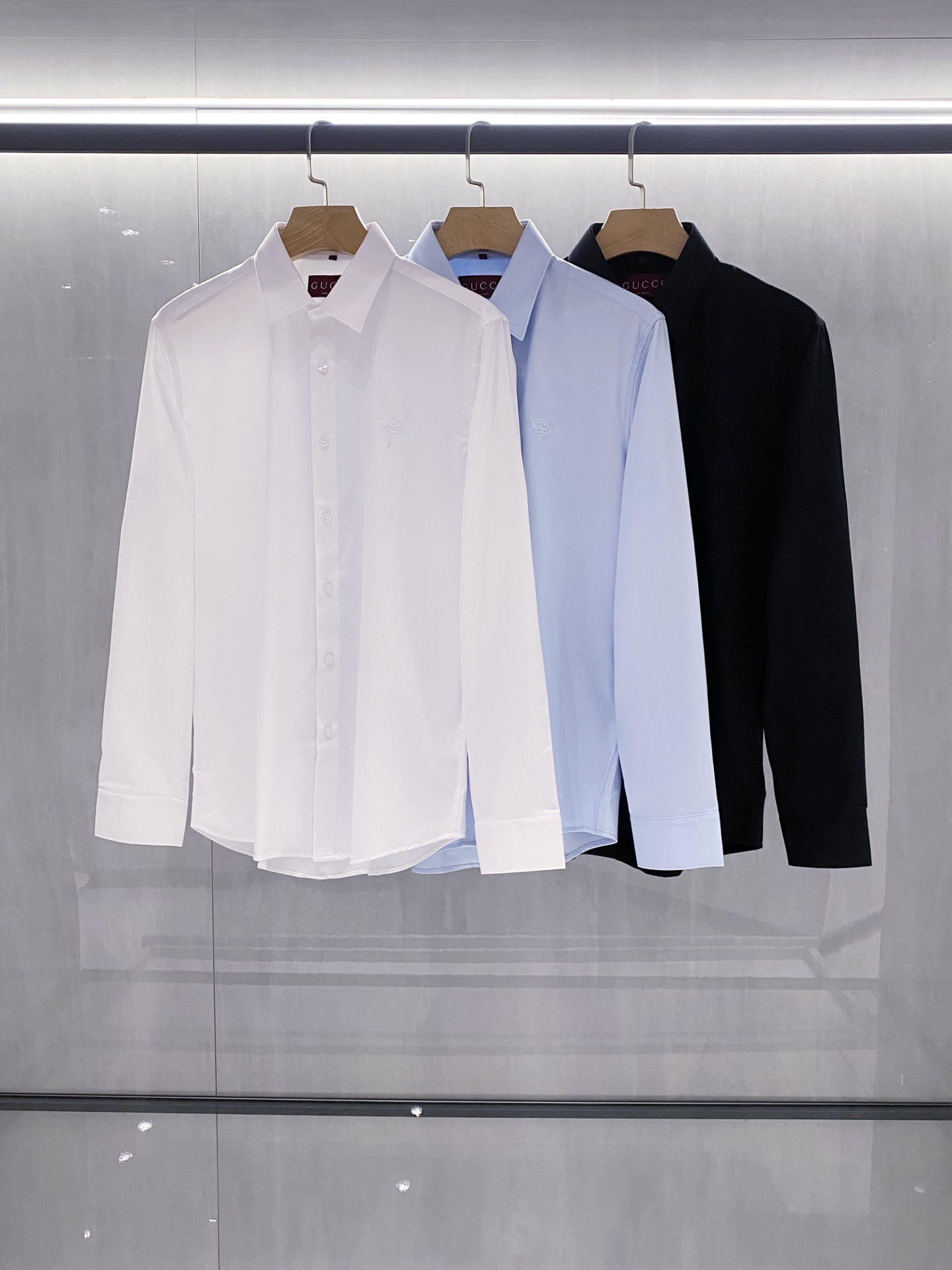Élégante chemise à manches longues Gucci pour homme, collection automne