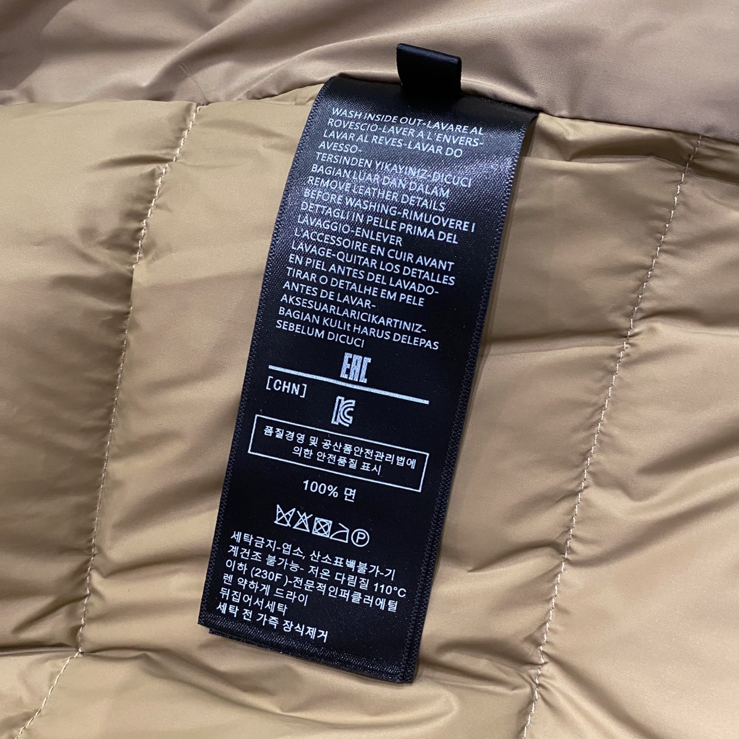 。羽绒服-。新品)Tom Ford 汤姆·福特 无胆直充工艺男士秋冬羽绒马甲坎肩高端重磅 当季新款出了名