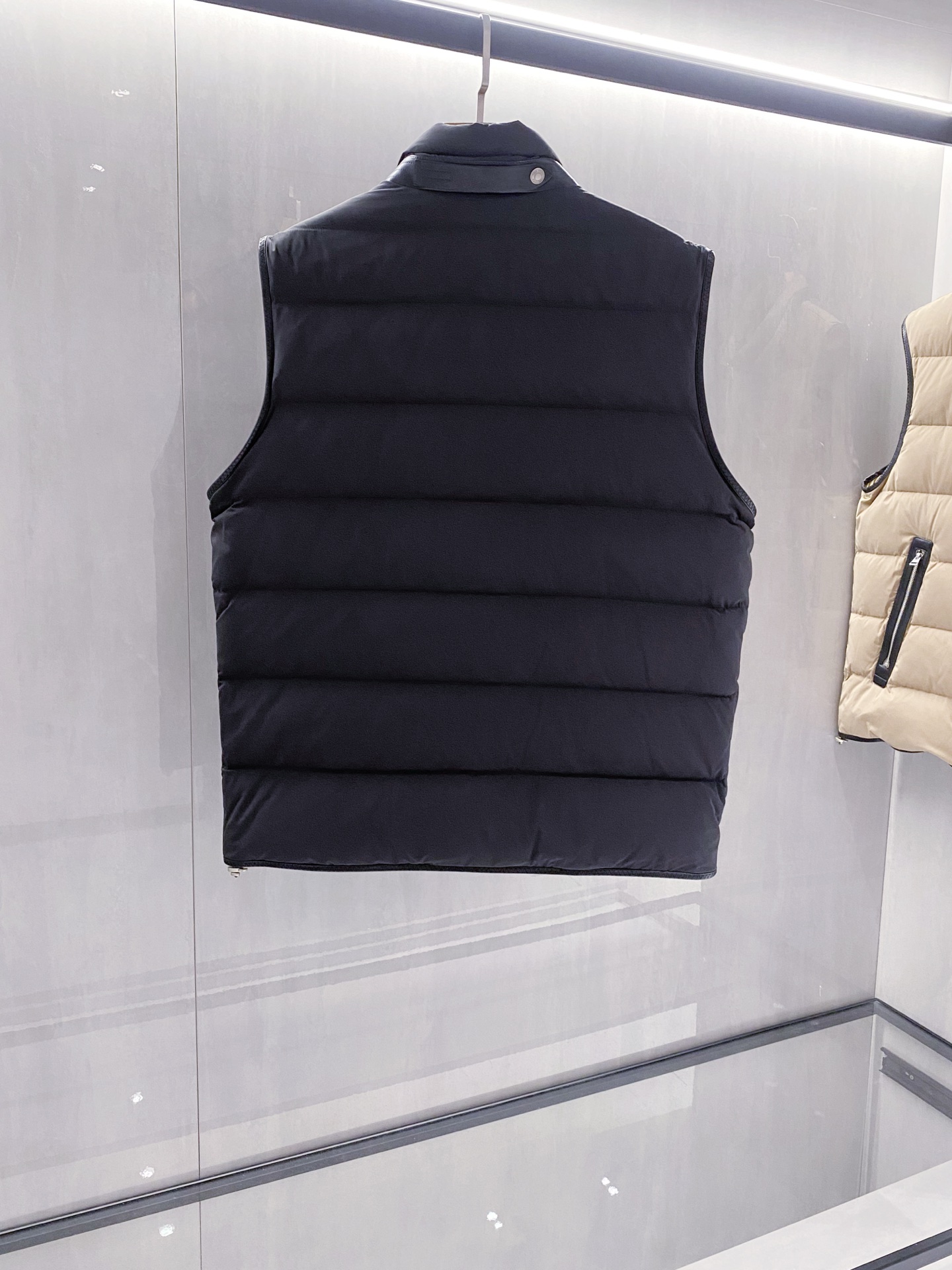 。羽绒服-。新品)Tom Ford 汤姆·福特 无胆直充工艺男士秋冬羽绒马甲坎肩高端重磅 当季新款出了名