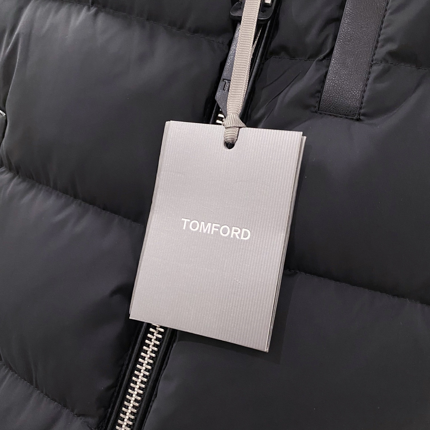。羽绒服-。新品)Tom Ford 汤姆·福特 无胆直充工艺男士秋冬羽绒马甲坎肩高端重磅 当季新款出了名