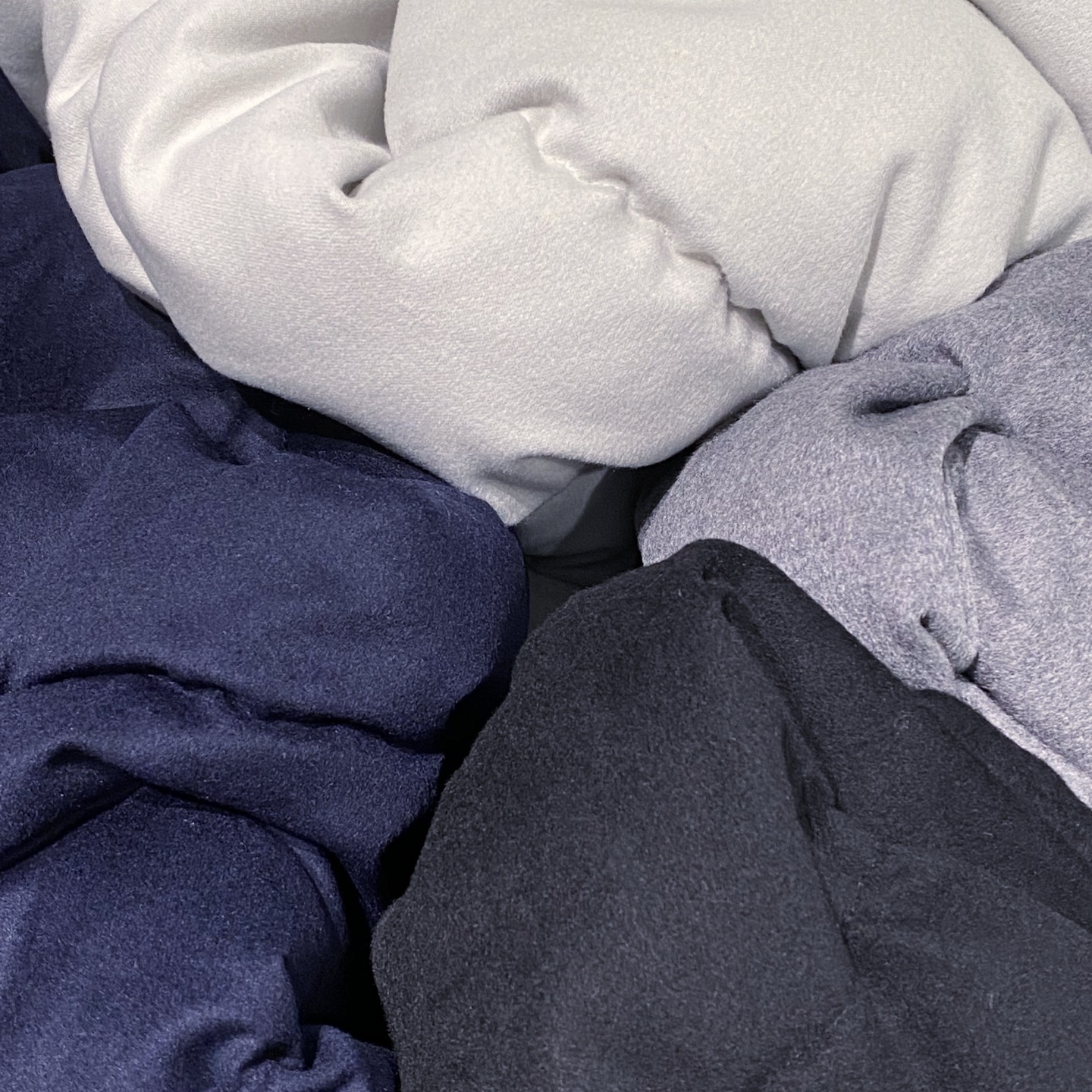 (新品)PA男士高端时装款商务休闲羊毛绒羽绒马甲，台湾易比贸易商行货，25年F/W秋冬新品，意大利原厂出