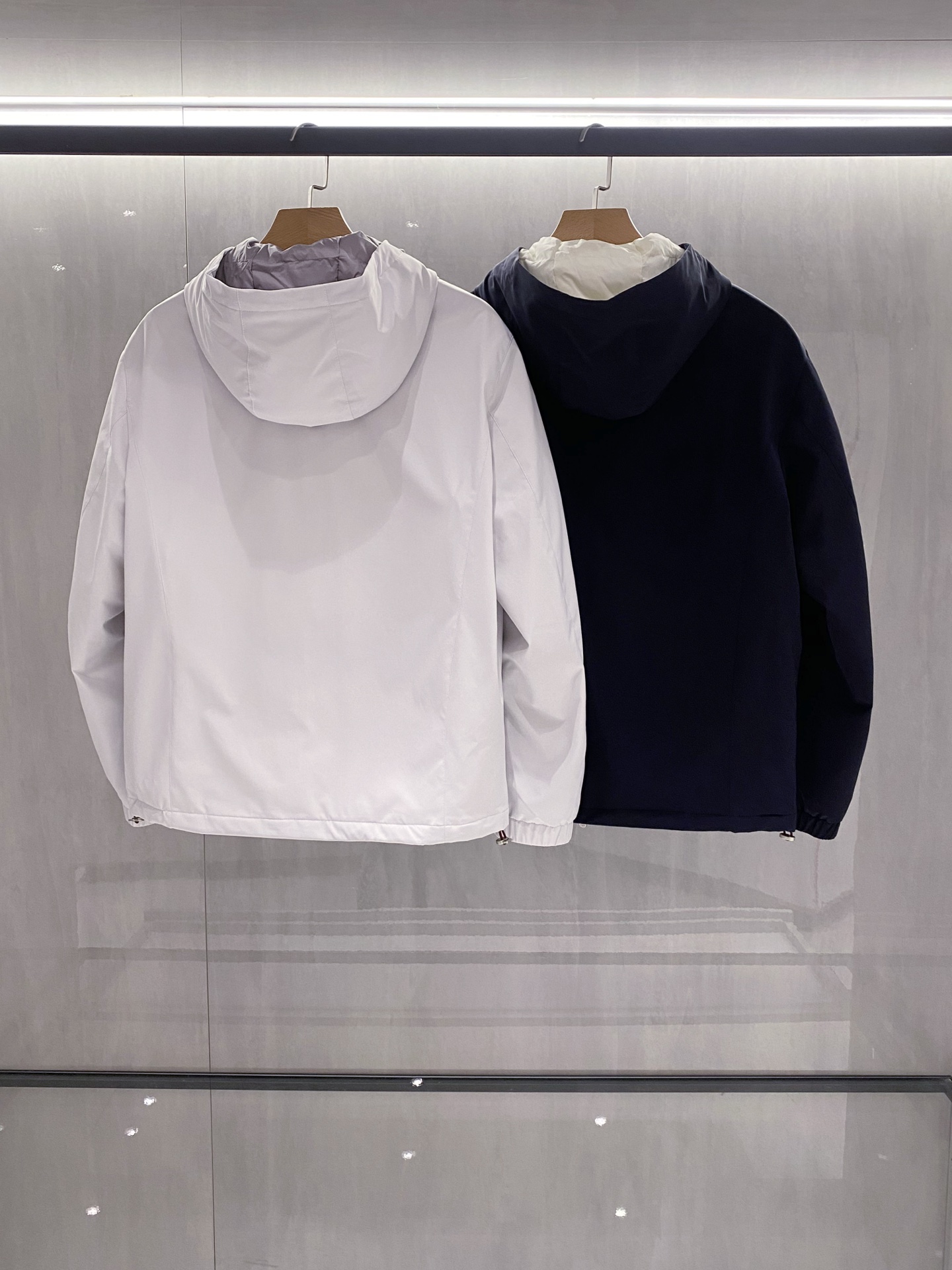 (新品)BC男士高端商务休闲连帽羽绒服外套，上海贸易公司渠道货，100%纯正血统品质，25年F/W秋冬新