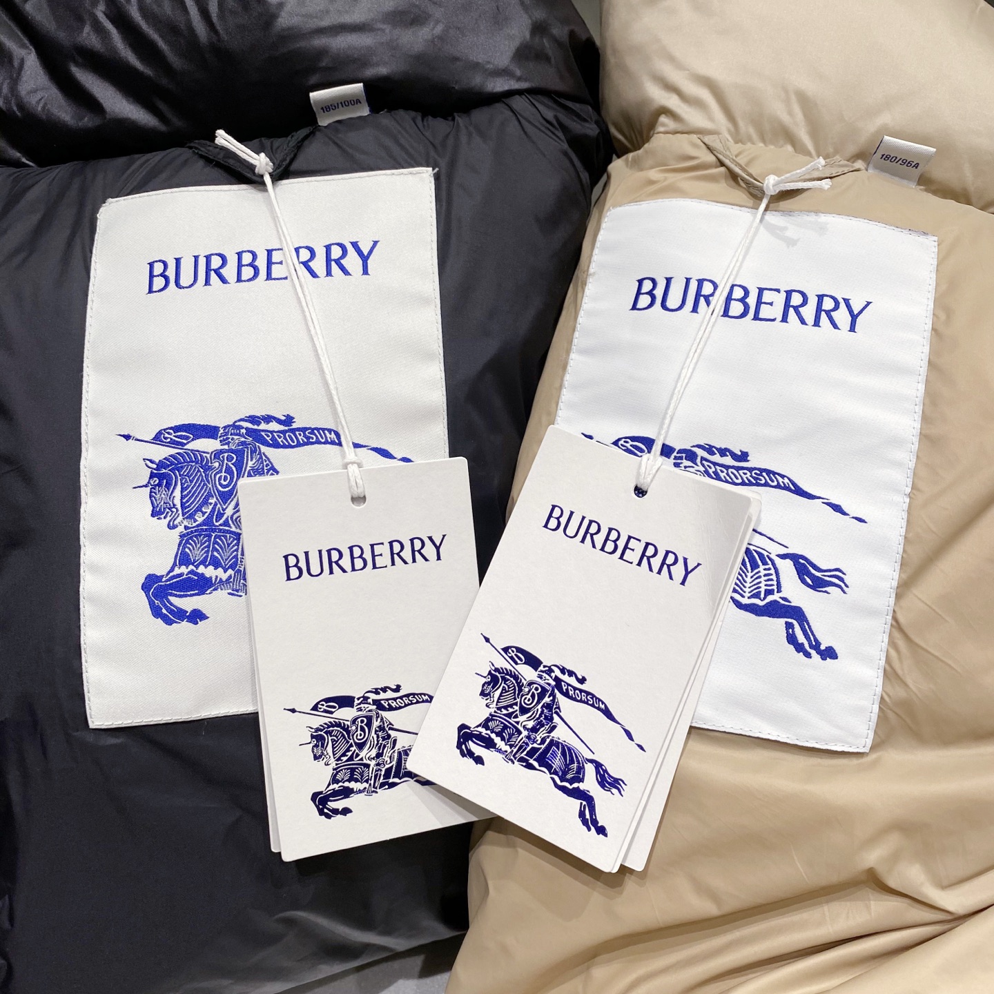 。新品)BU25秋冬新款菱形绗缝拼接翻领羽绒马甲，LL贸易公司渠道稀出，同步官网发售！羽绒马甲作为衣橱必