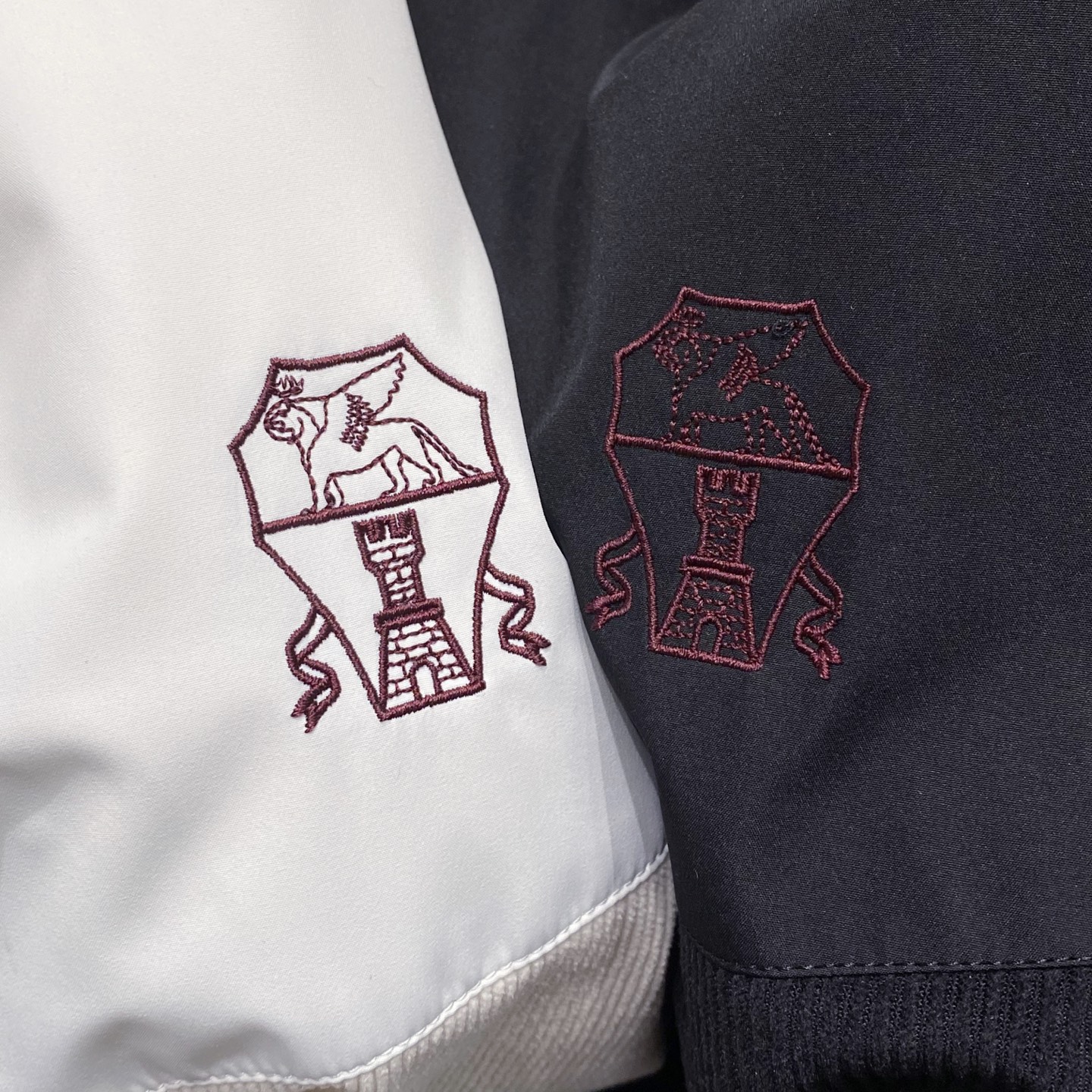 新品)BC25FW秋冬新款时尚撞色拼接拉链羽绒服，LL男士经典徽章刺绣条绒撞色连帽夹克羽绒！贸易公司渠道