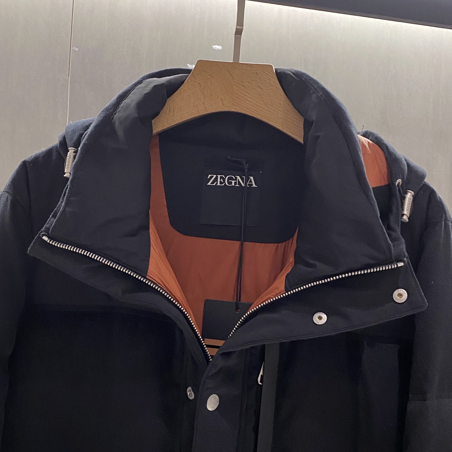 。羽绒服-。新品)Zegna/杰尼亚 羊毛连帽羽绒服保暖雪地防寒羽绒外套FW2025新款羊毛绒羽绒服，叠