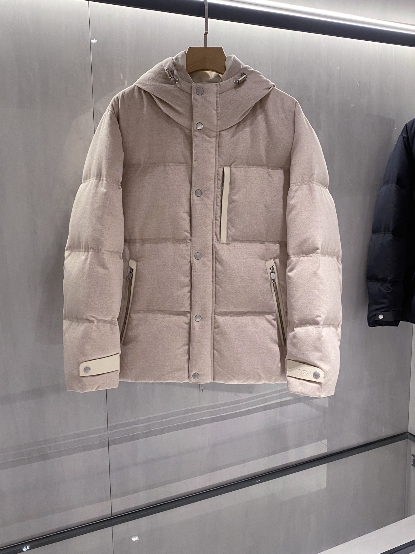 米色特写篇展示！！！羊毛材质高品质羽绒服！