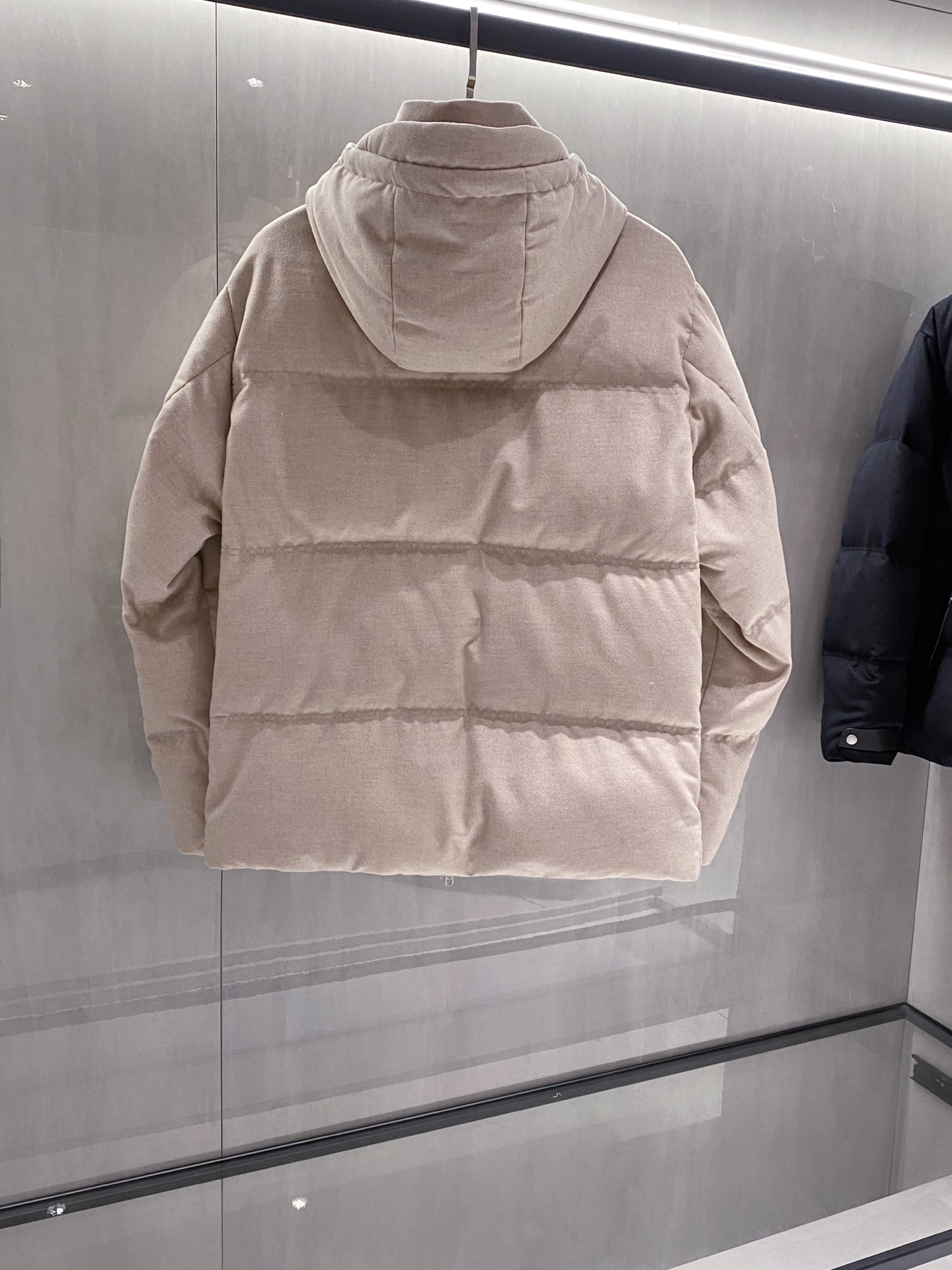 米色特写篇展示！！！羊毛材质高品质羽绒服！