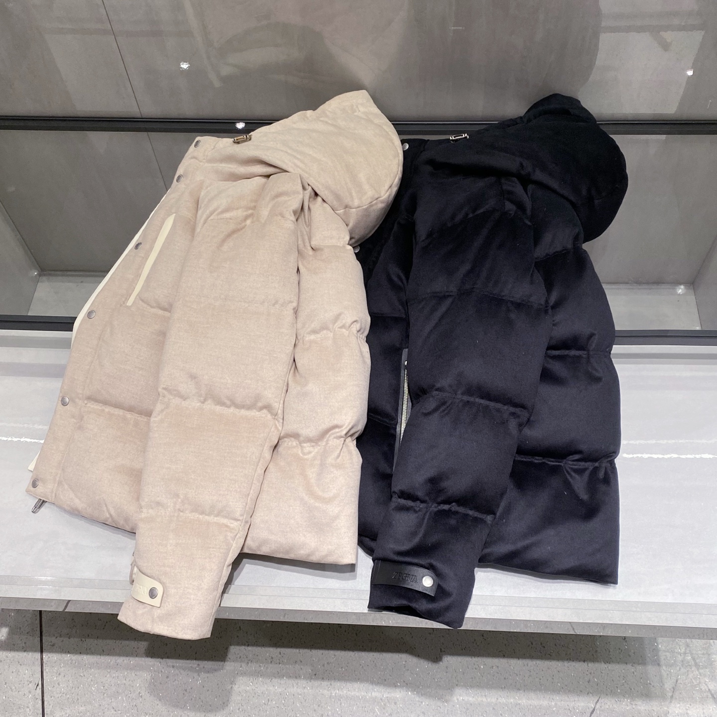 新品)Zegna/杰尼亚 羊毛连帽羽绒服保暖雪地防寒羽绒外套FW2025新款羊毛绒羽绒服，叠层尼龙羽绒，