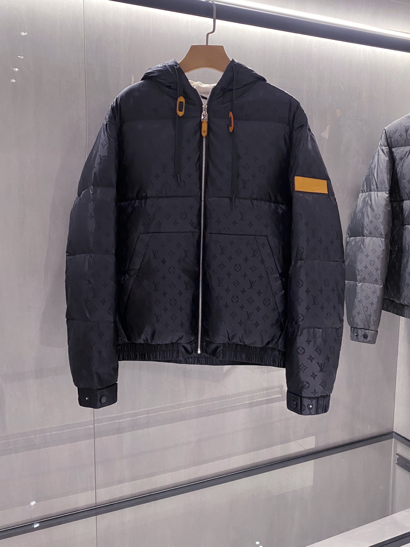 。 黑色特写篇展示！！！