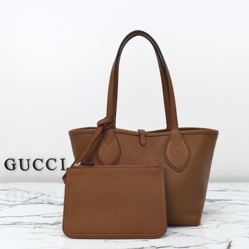 Gucci Brown Leather Tote Bag with Pouch, 21-50x18.5x16 cm 1 Gucci Brown Leather Tote Bag with Pouch, 21-50x18.5x16 cm