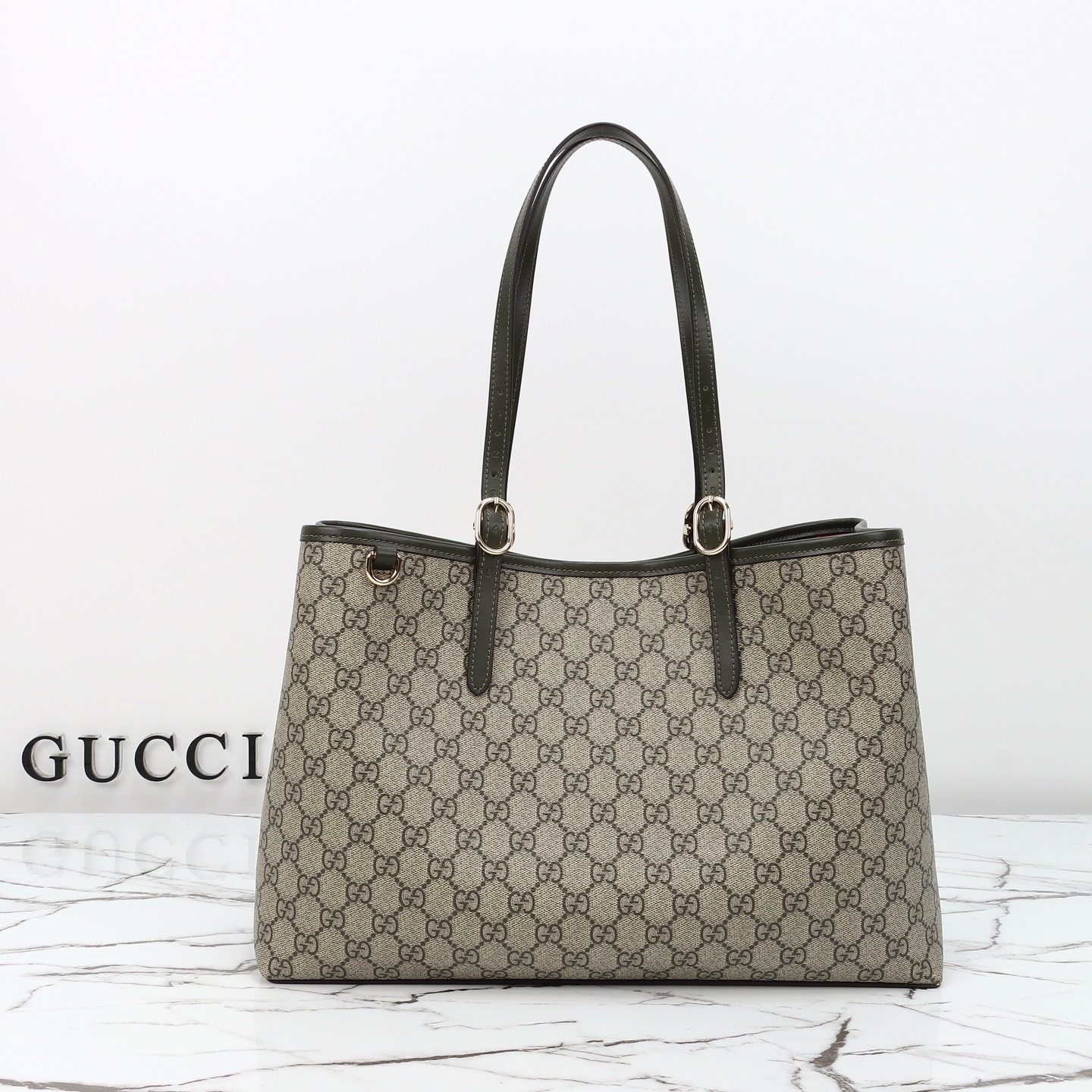 Se acerca un nuevo modelo🔥Número de modelo: 815213 verde albaricoque, tamaño: ancho 38 × alto 25,5 × profundidad 15 cm.