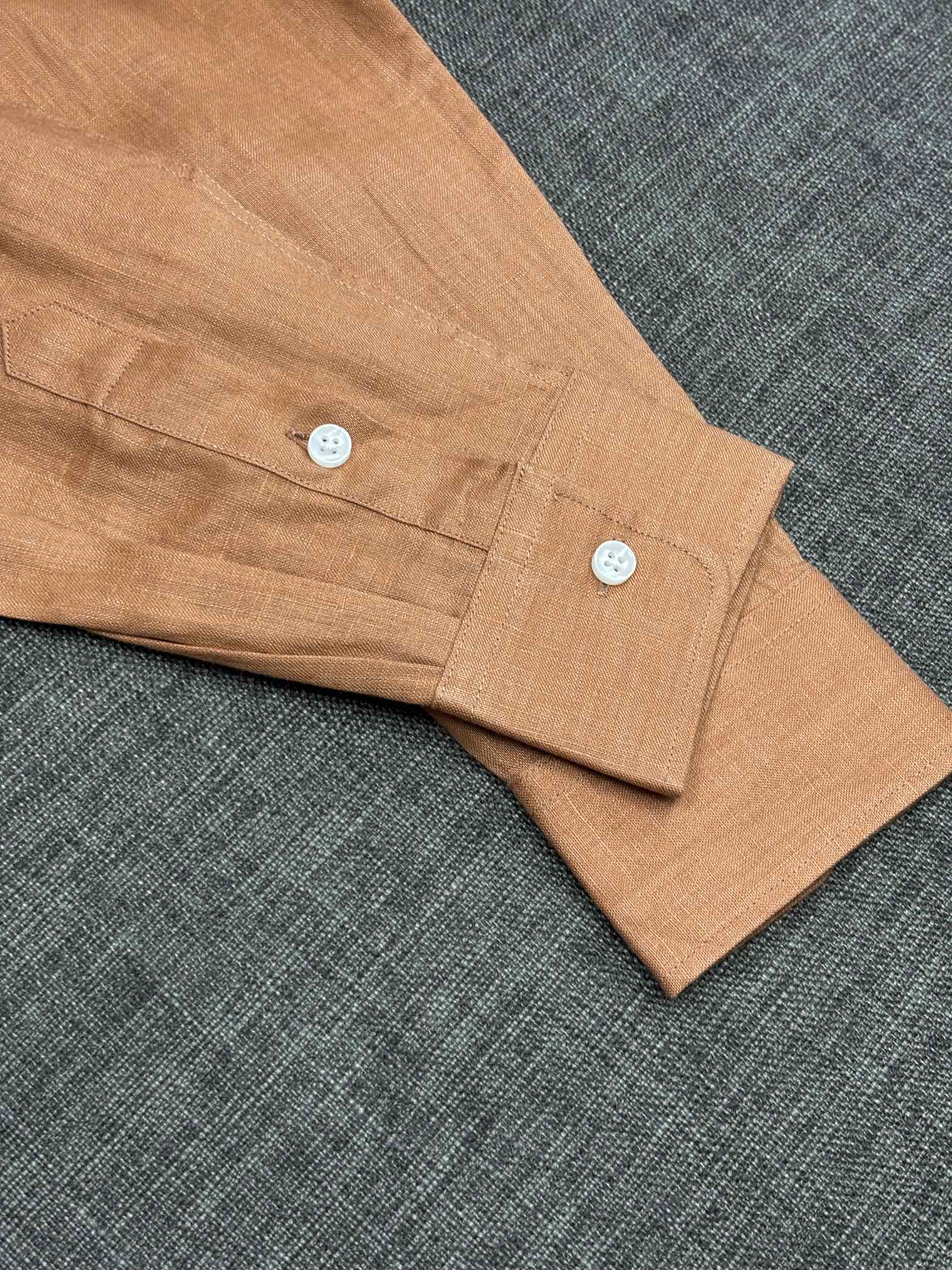 2026杰尼亚官网款最全亚麻9色衬衫老钱高奢绅士亚麻面料。男士长袖衬衫设计上沿袭了一贯滴现代极简主义基调