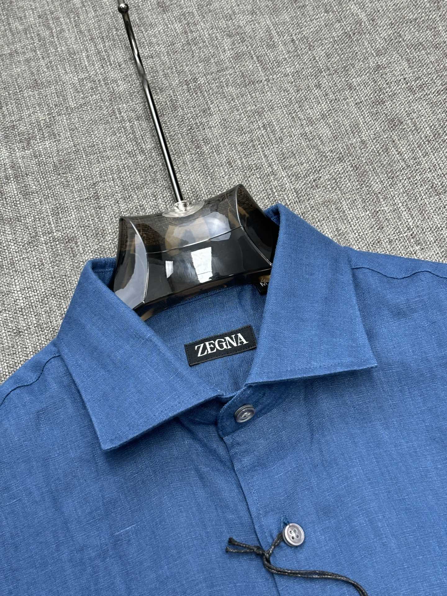 2026杰尼亚官网款最全亚麻9色衬衫老钱高奢绅士亚麻面料。男士长袖衬衫设计上沿袭了一贯滴现代极简主义基调