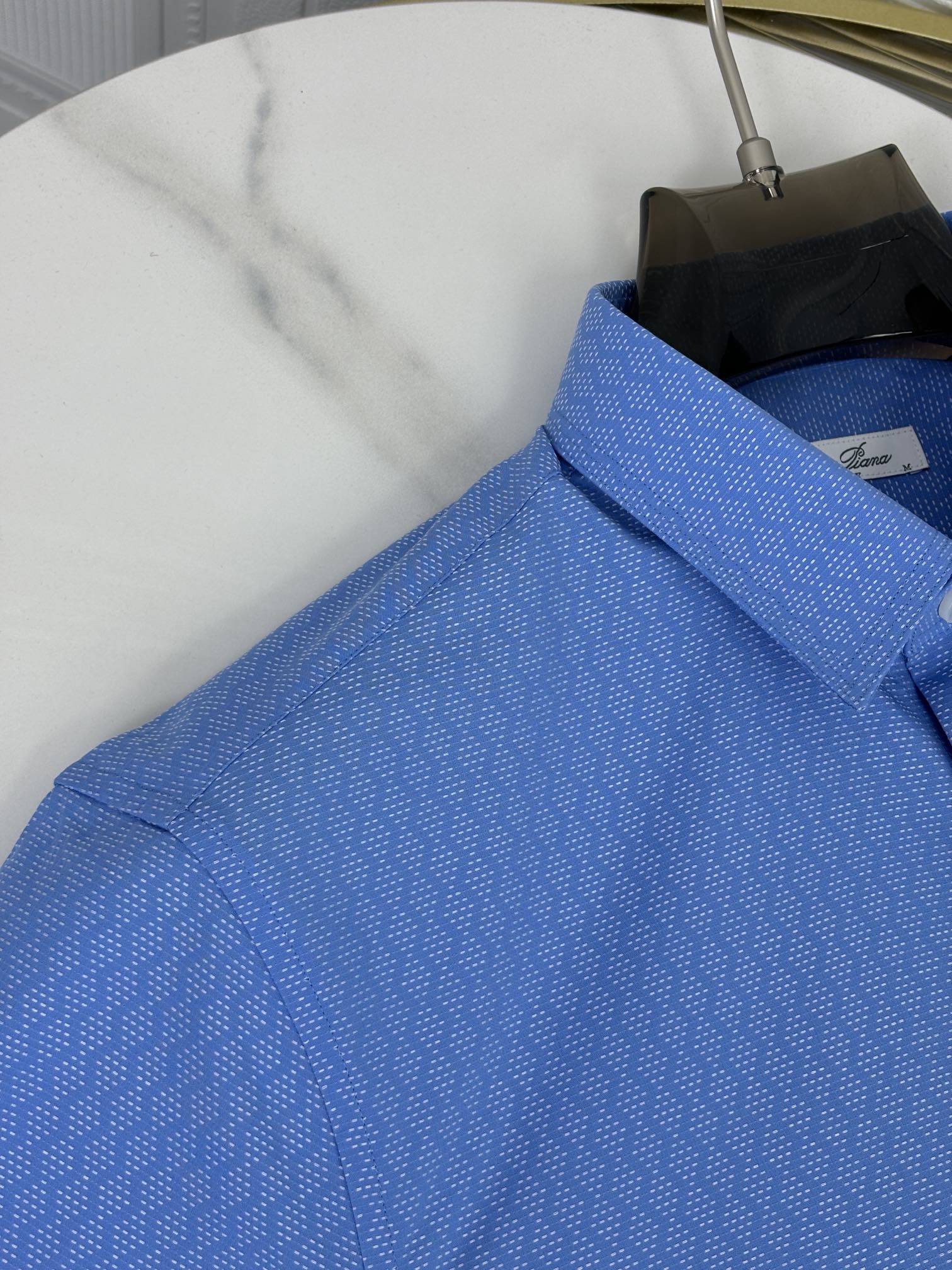 lP🆕诺悠翩雅  经典系列来了！追求卓越高品质者首推珍藏级色织羊毛混纺面料长袖衬衫，色织图案属于颜值满分