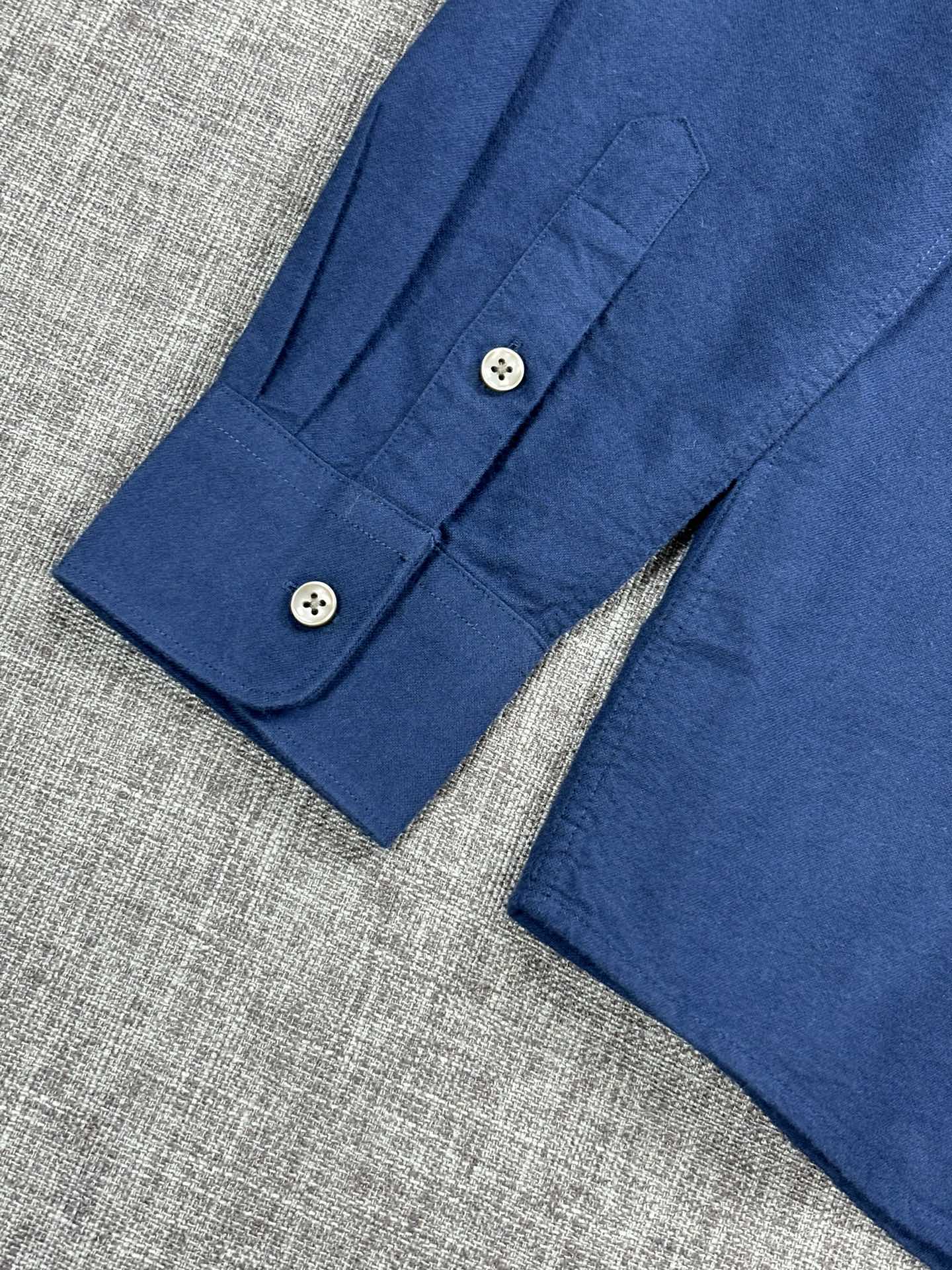 【客供定制定染加厚磨毛质感加厚冬季衬衫】Loro Piana,老钱风,秋冬推出商务系列,溢达纺织有限公司的面料,非常高级 【客供定制定染加厚磨毛质感加厚冬季衬衫】Loro Piana,老钱风,秋冬推出商务系列,溢达纺织有限公司的面料,非常高级