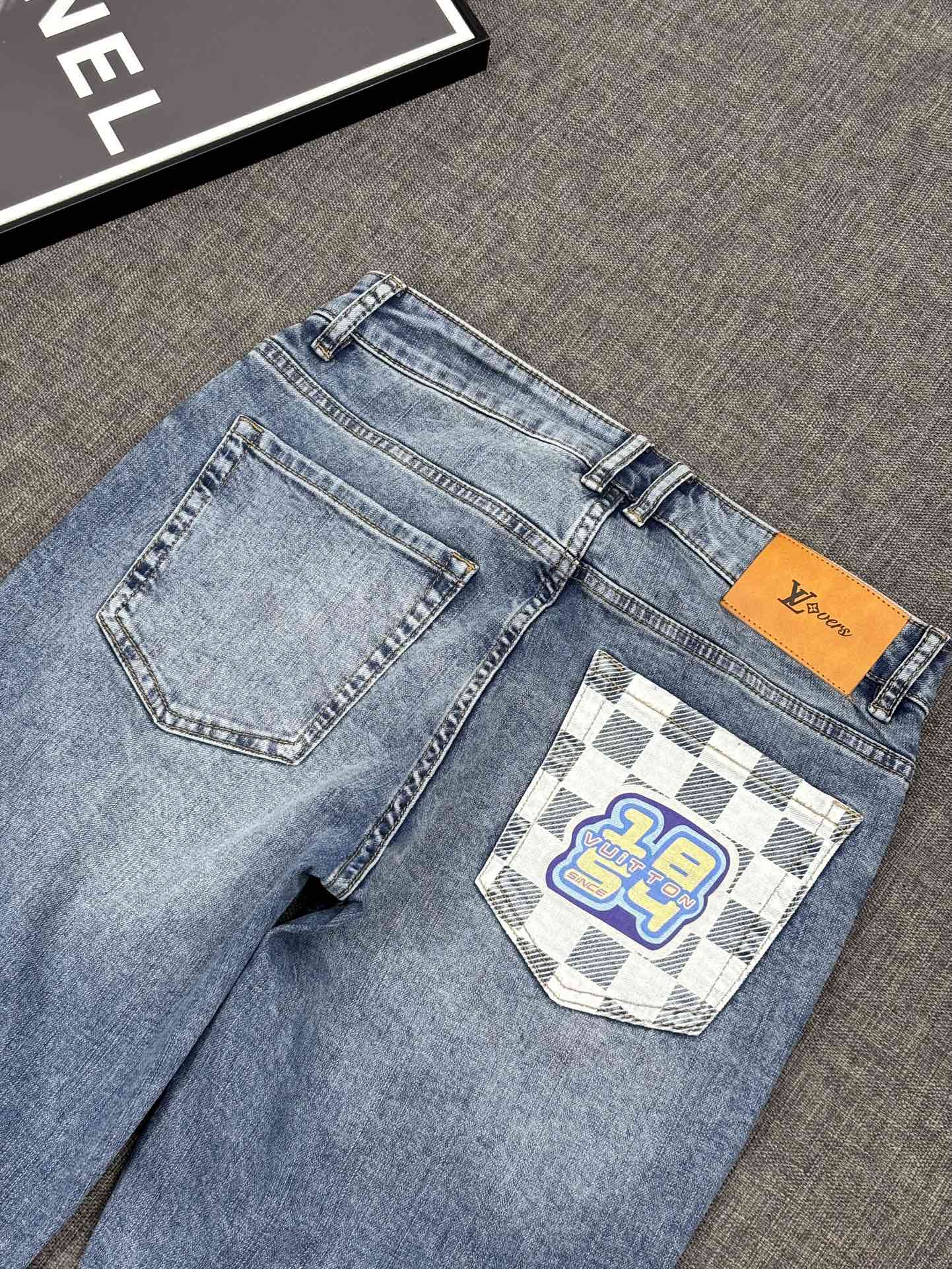 aa.jpg