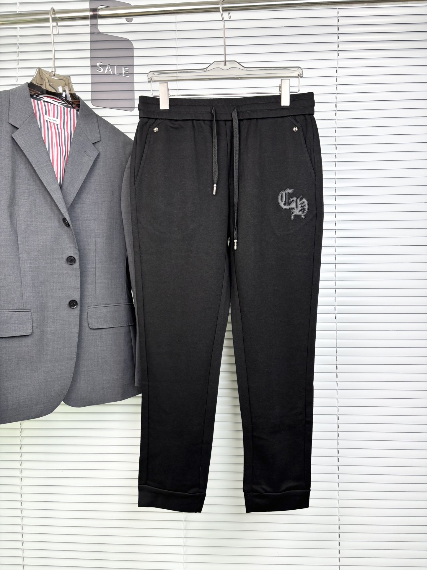 Men’s Leisure Pants: Crom Trading Company’s Steel-Resistant, Refreshing, Spiritual Style - 图片 1