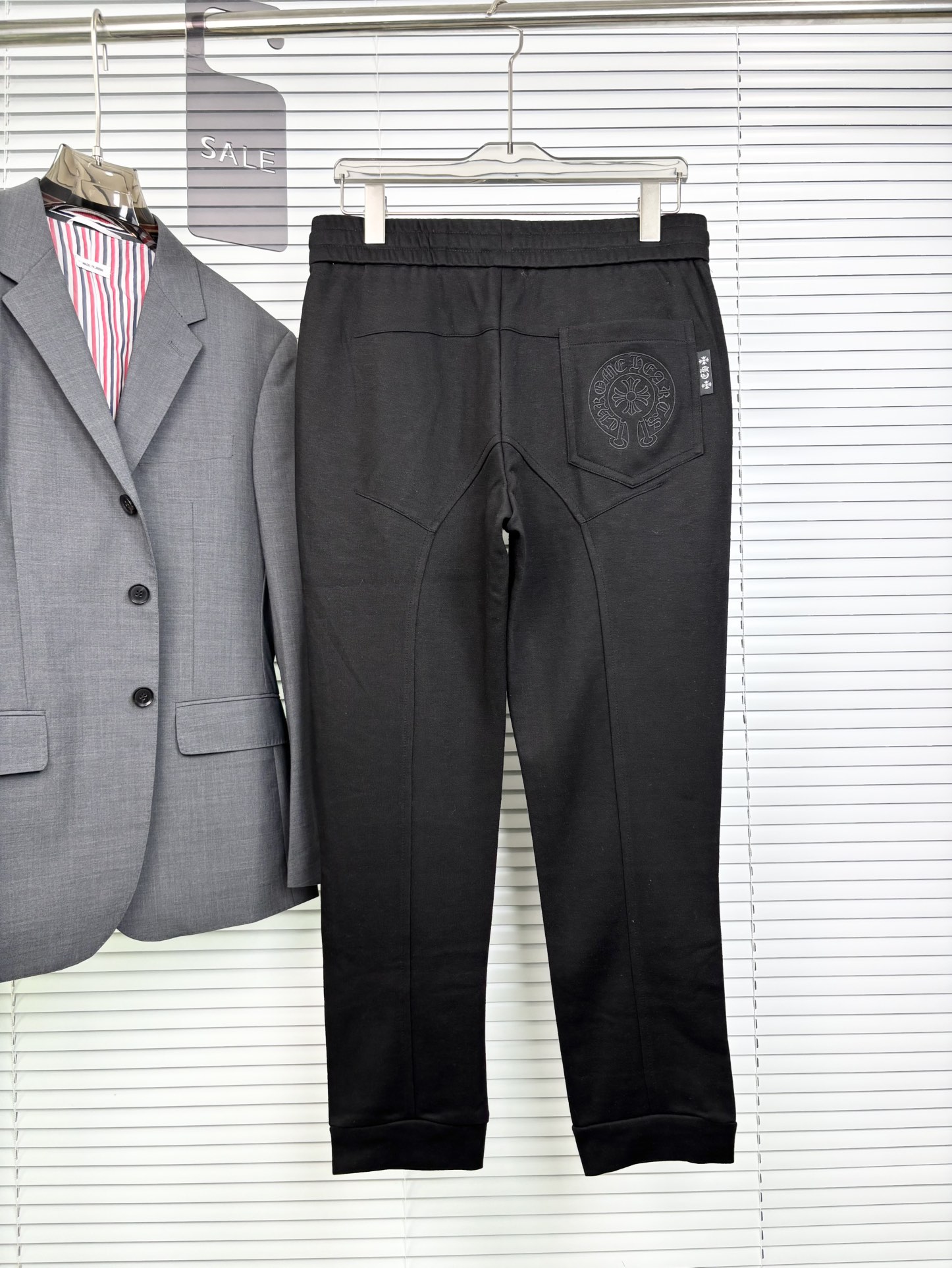 Men’s Leisure Pants: Crom Trading Company’s Steel-Resistant, Refreshing, Spiritual Style - 图片 2