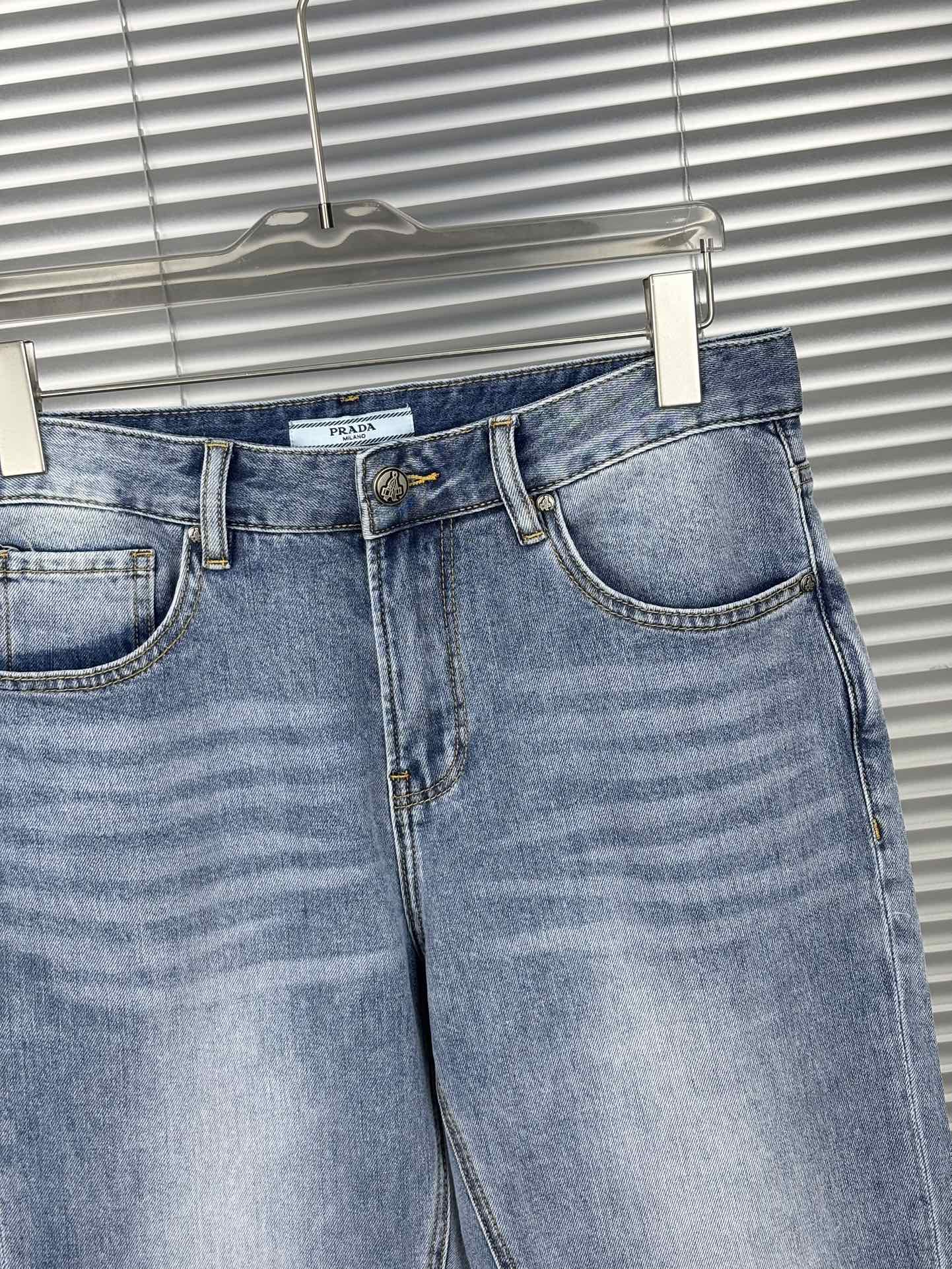 新款上市 🔥🔥春夏款原单爆款牛仔裤👖超级定制款，原版五金，超级重工工艺，版型超赞👍细节做工无可挑剔！款式