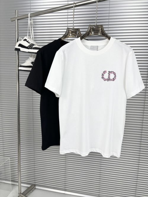 Dior T-Shirt 25SS Spring/Summer New Round Neck Short Sleeve - Heavy Craft 1 Dior T-Shirt 25SS Spring/Summer New Round Neck Short Sleeve - Heavy Craft