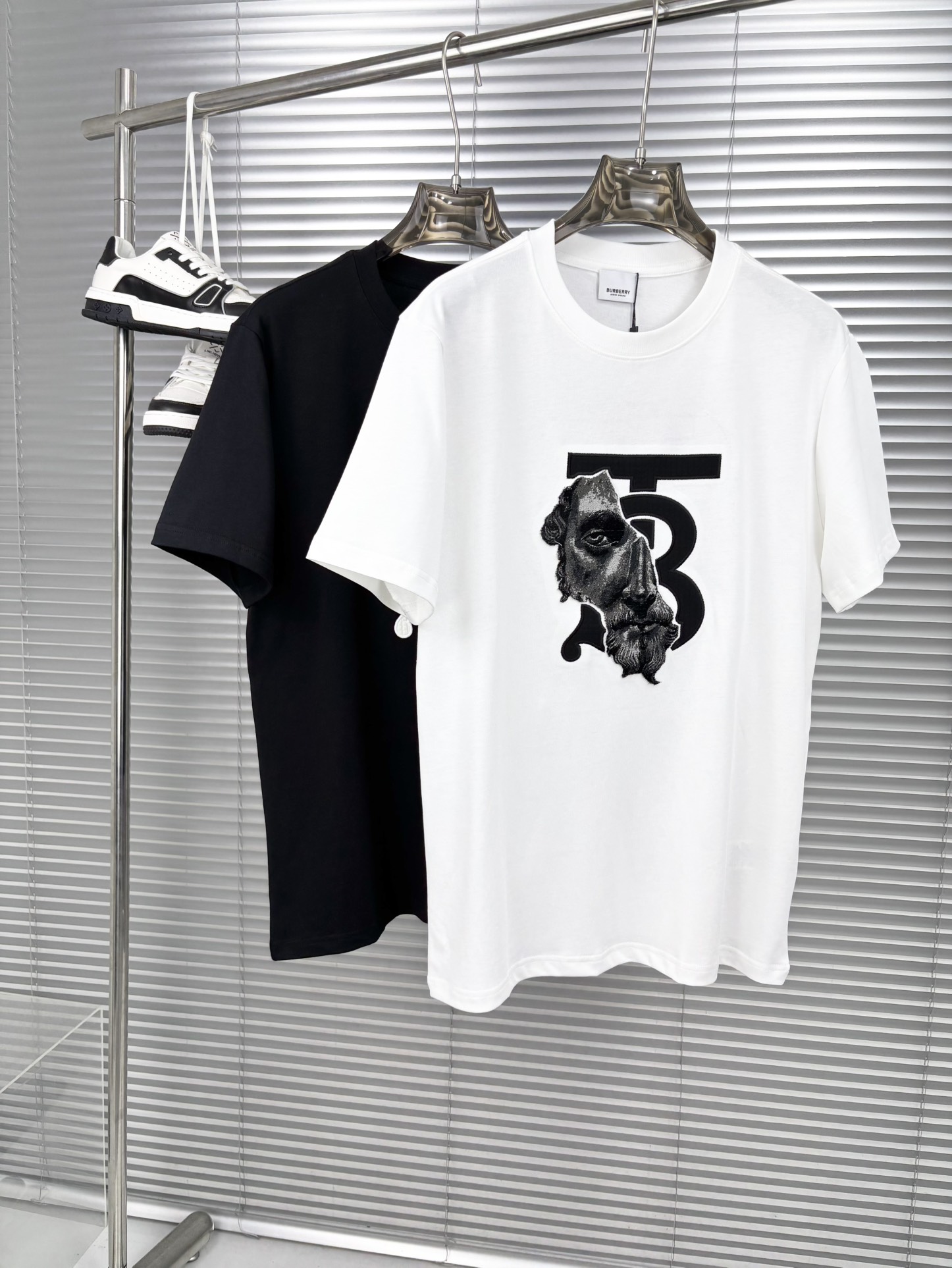 Burberry Cotton T-shirt With Graphic Print Short Sleeve Crew Neck Tee