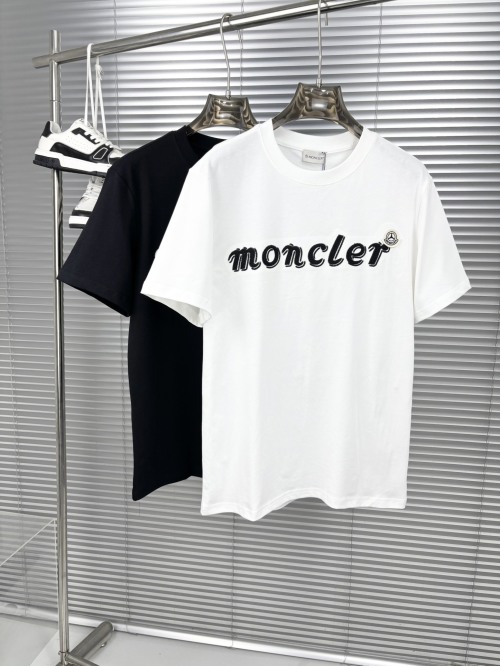 Moncler Short Sleeve Crew Neck T-Shirt with Logo - Casual & Stylish 1 Moncler Short Sleeve Crew Neck T-Shirt with Logo - Casual & Stylish