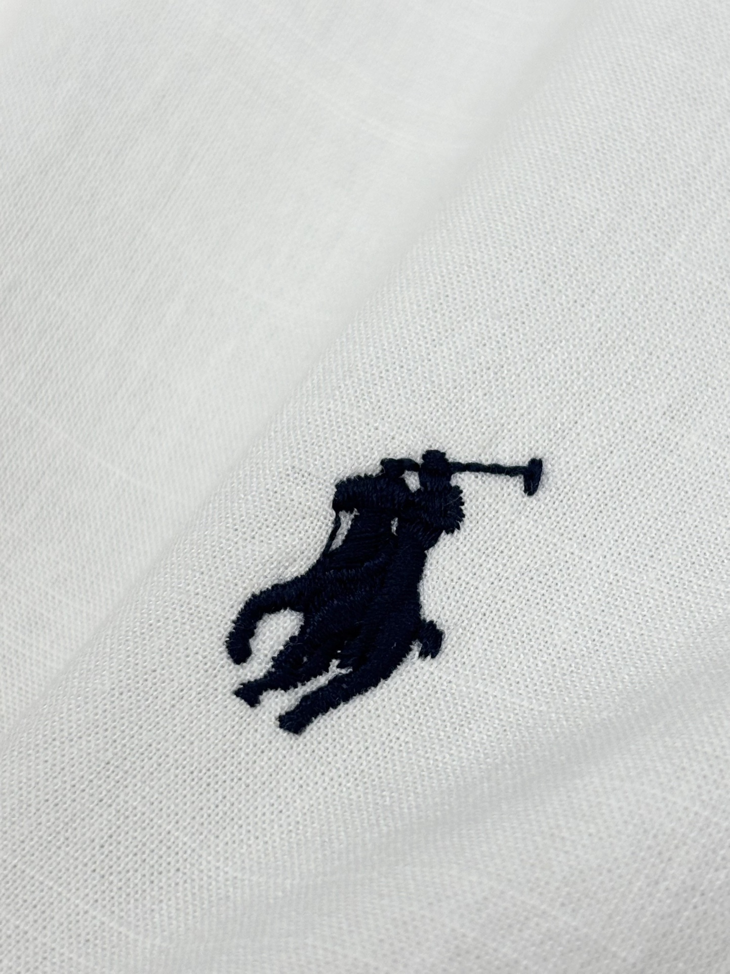 High-Quality Cotton Shirts for Family: Comfortable, Durable, and Timeless Styles - 图片 9