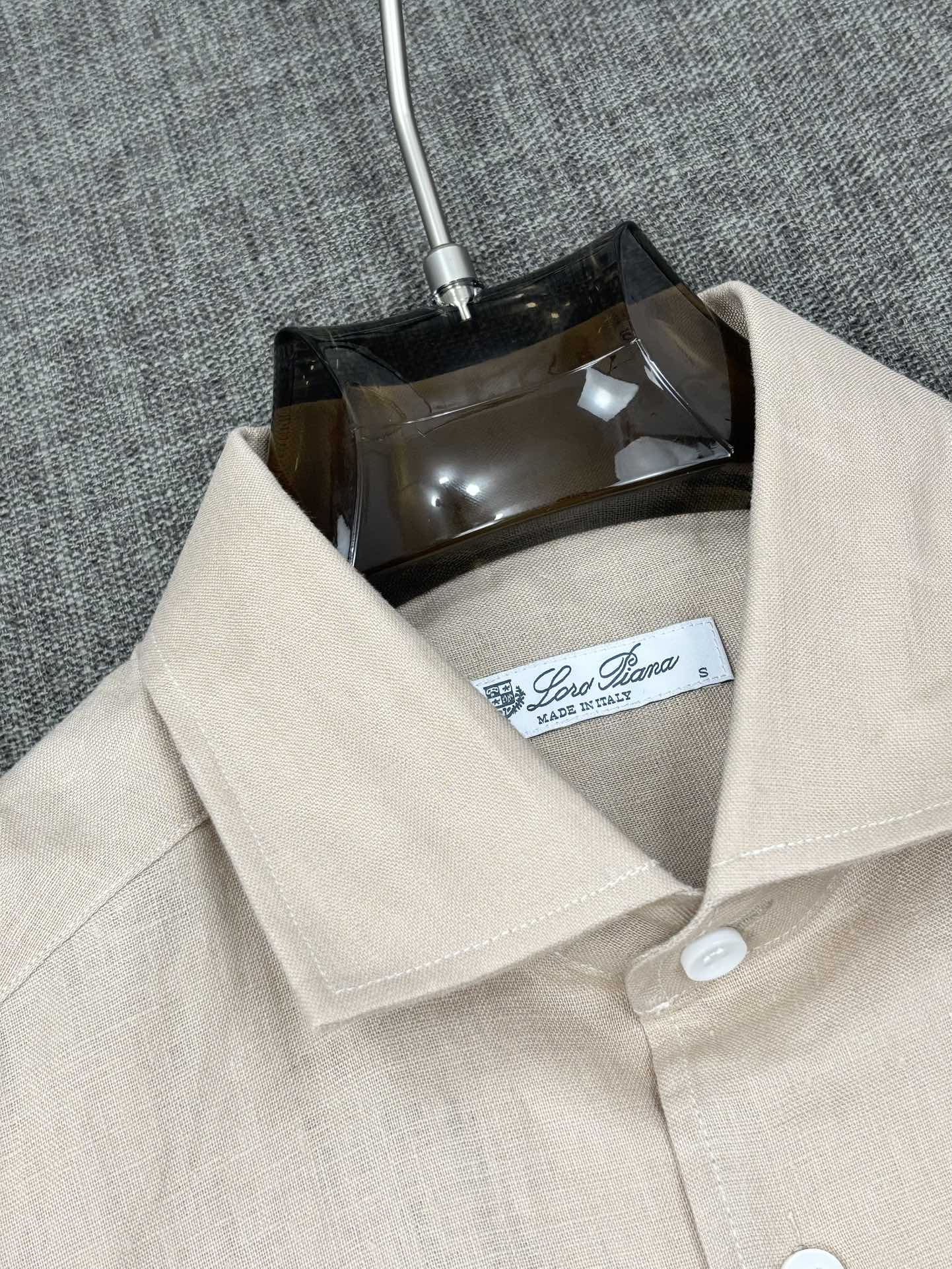 2026史诗级别的亚麻衬衫，Loro Piana独家巨献，多色入荷。原汁原味100%亚麻面料衬衫，麻料以