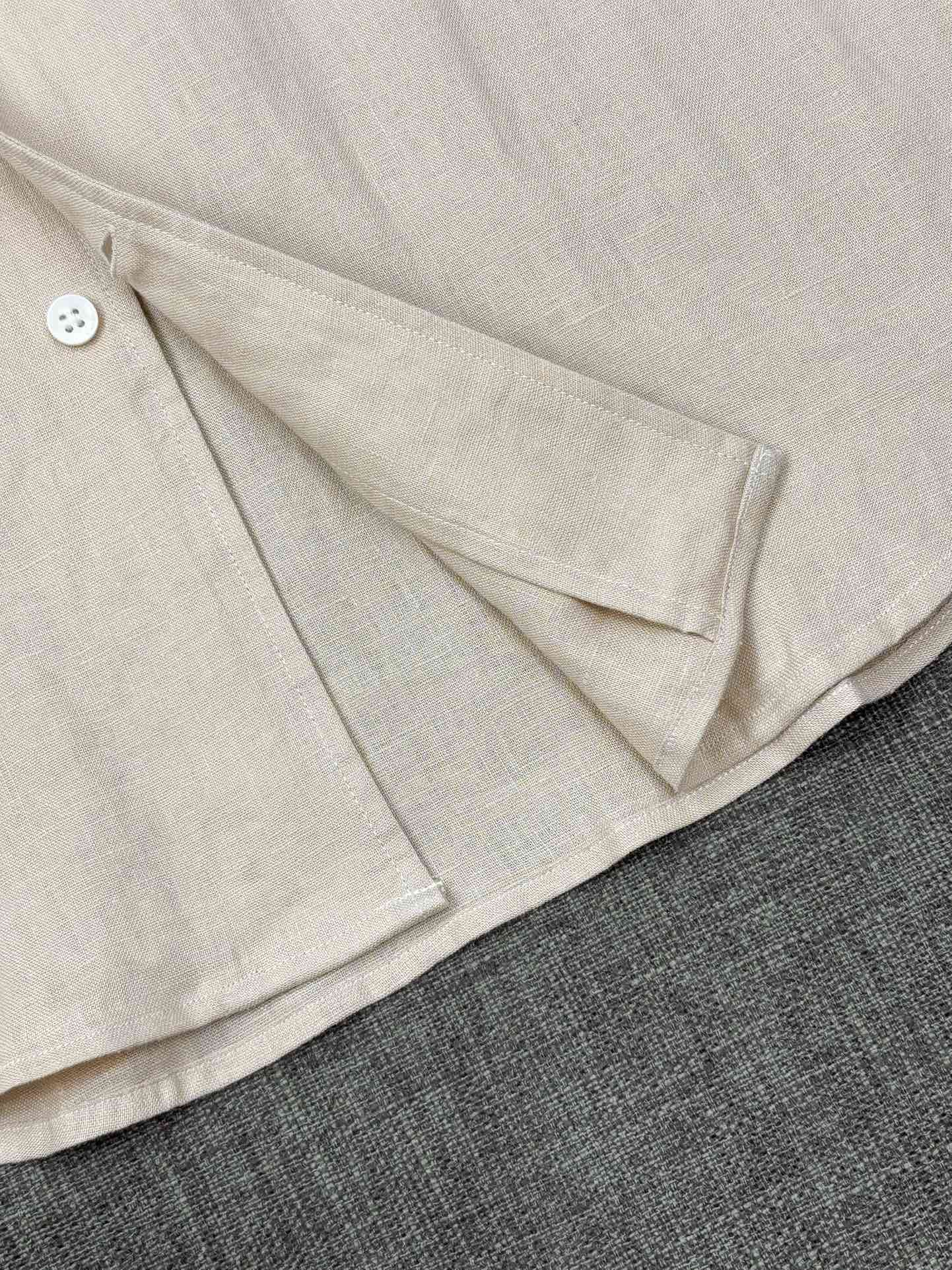 2026史诗级别的亚麻衬衫，Loro Piana独家巨献，多色入荷。原汁原味100%亚麻面料衬衫，麻料以