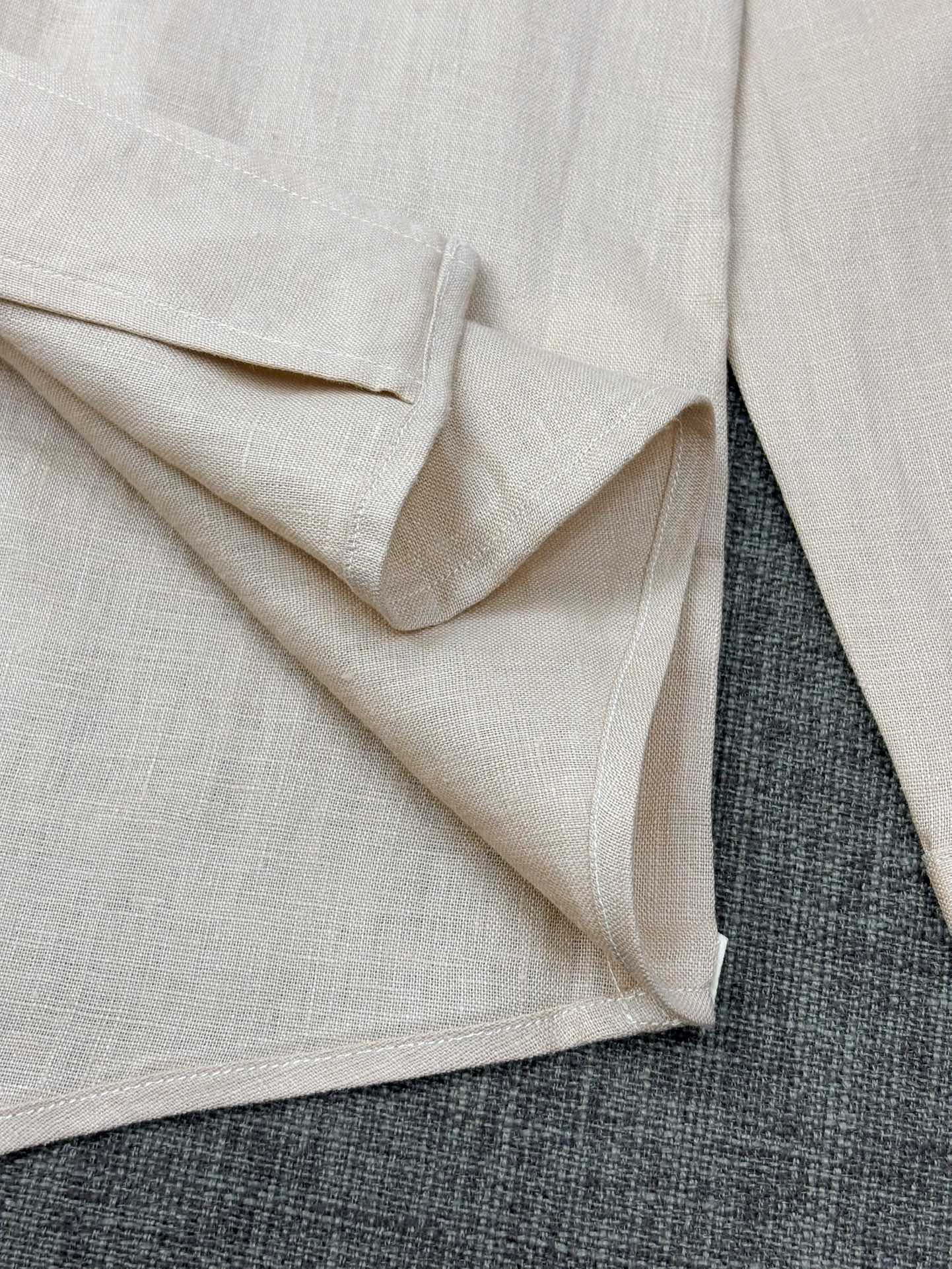 2026史诗级别的亚麻衬衫，Loro Piana独家巨献，多色入荷。原汁原味100%亚麻面料衬衫，麻料以