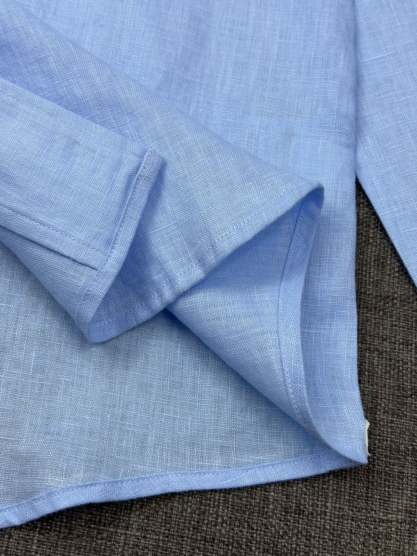 2026史诗级别的亚麻衬衫，Loro Piana独家巨献，多色入荷。原汁原味100%亚麻面料衬衫，麻料以