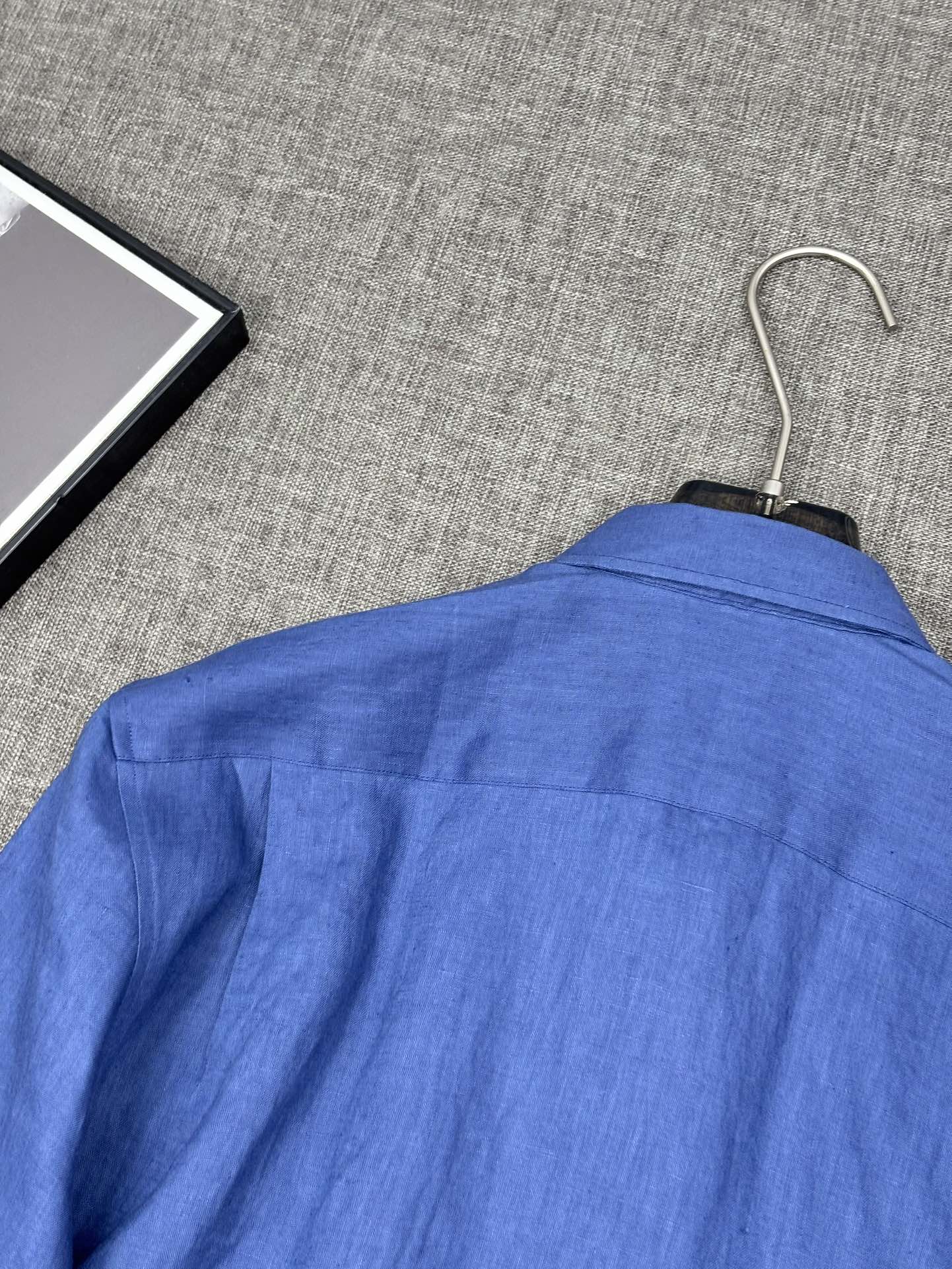 2026史诗级别的亚麻衬衫，Loro Piana独家巨献，多色入荷。原汁原味100%亚麻面料衬衫，麻料以