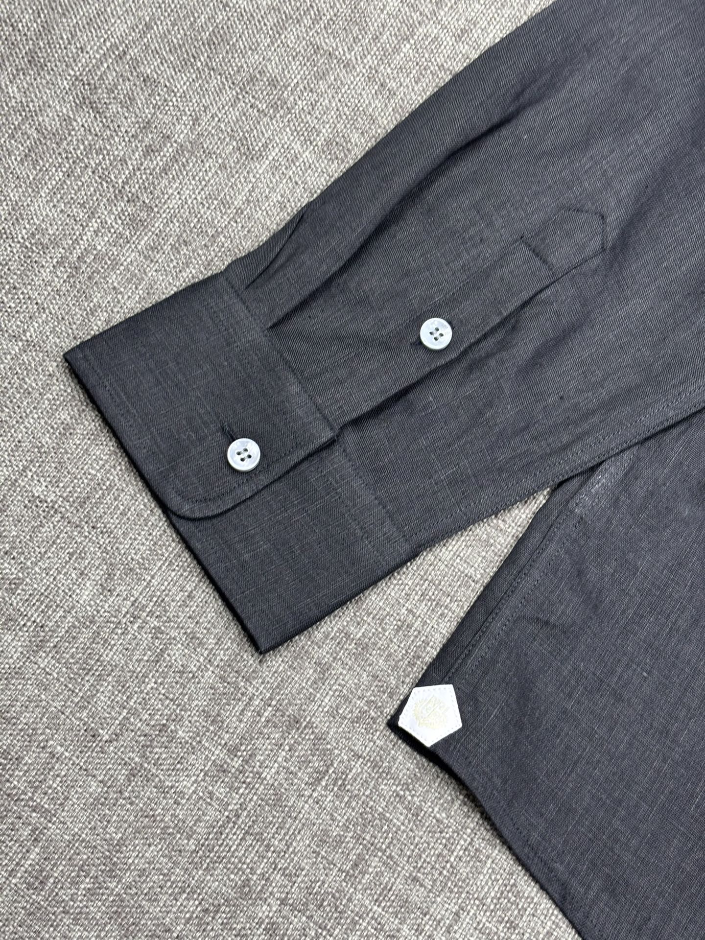 2026六个色齐色齐码，翻单，出货！！！史诗级别的亚麻衬衫，Loro Piana独家巨献，胸前刺绣log