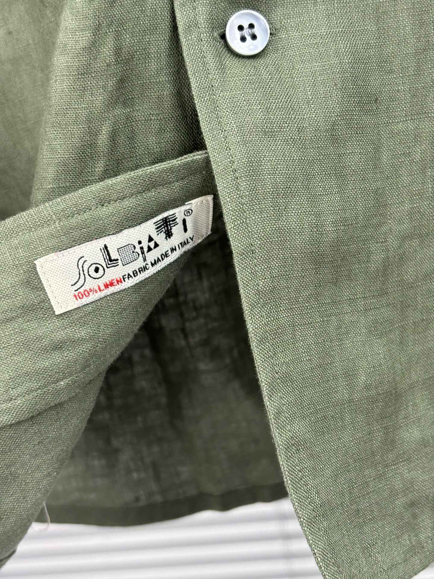 史诗级别的亚麻衬衫，lP🆕独家巨献，胸前刺绣logo多色入荷。原汁原味100%亚麻面料衬衫，麻料以其独特