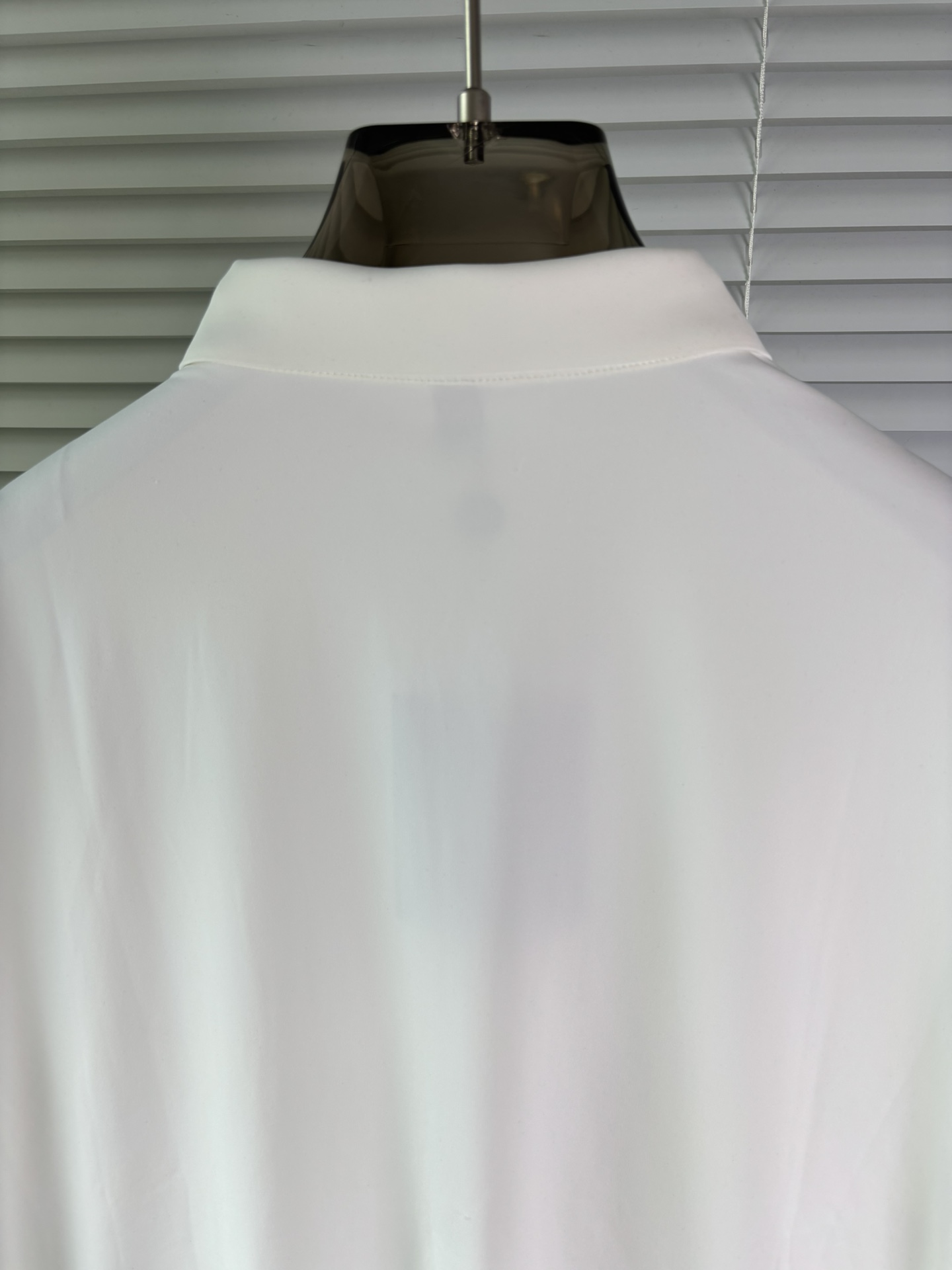 强势上新，新款不断！！！新款衬衫，高级面料高级做工，顶级品质！！！M一XXXLM穿125左右L穿140左