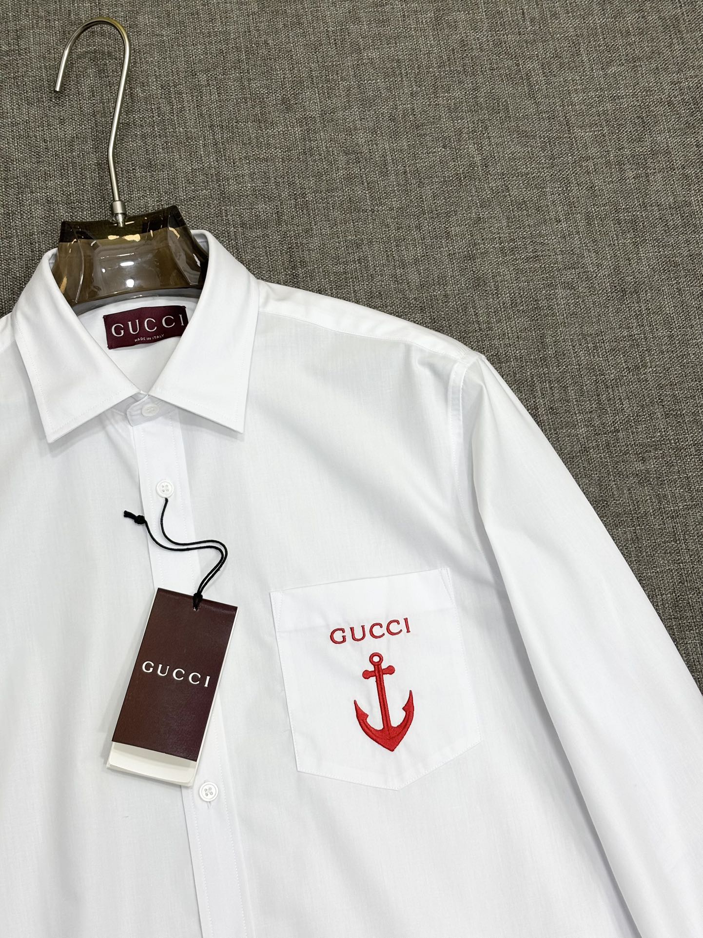 强势上新，新款不断！！！新款衬衫，高级面料高级做工，顶级品质！！！S一XXLS穿125左右m穿140左右