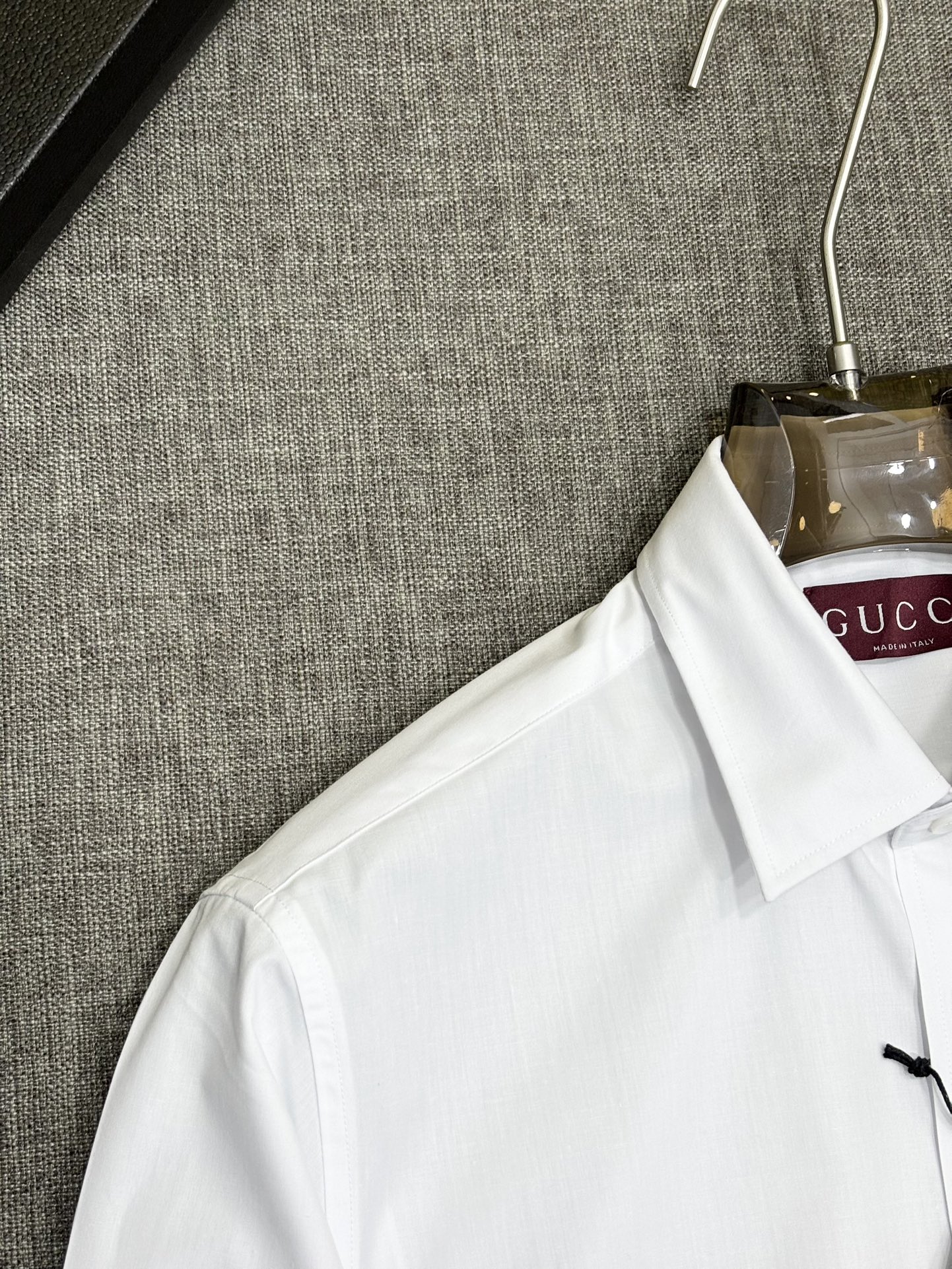 强势上新，新款不断！！！新款衬衫，高级面料高级做工，顶级品质！！！S一XXLS穿125左右m穿140左右