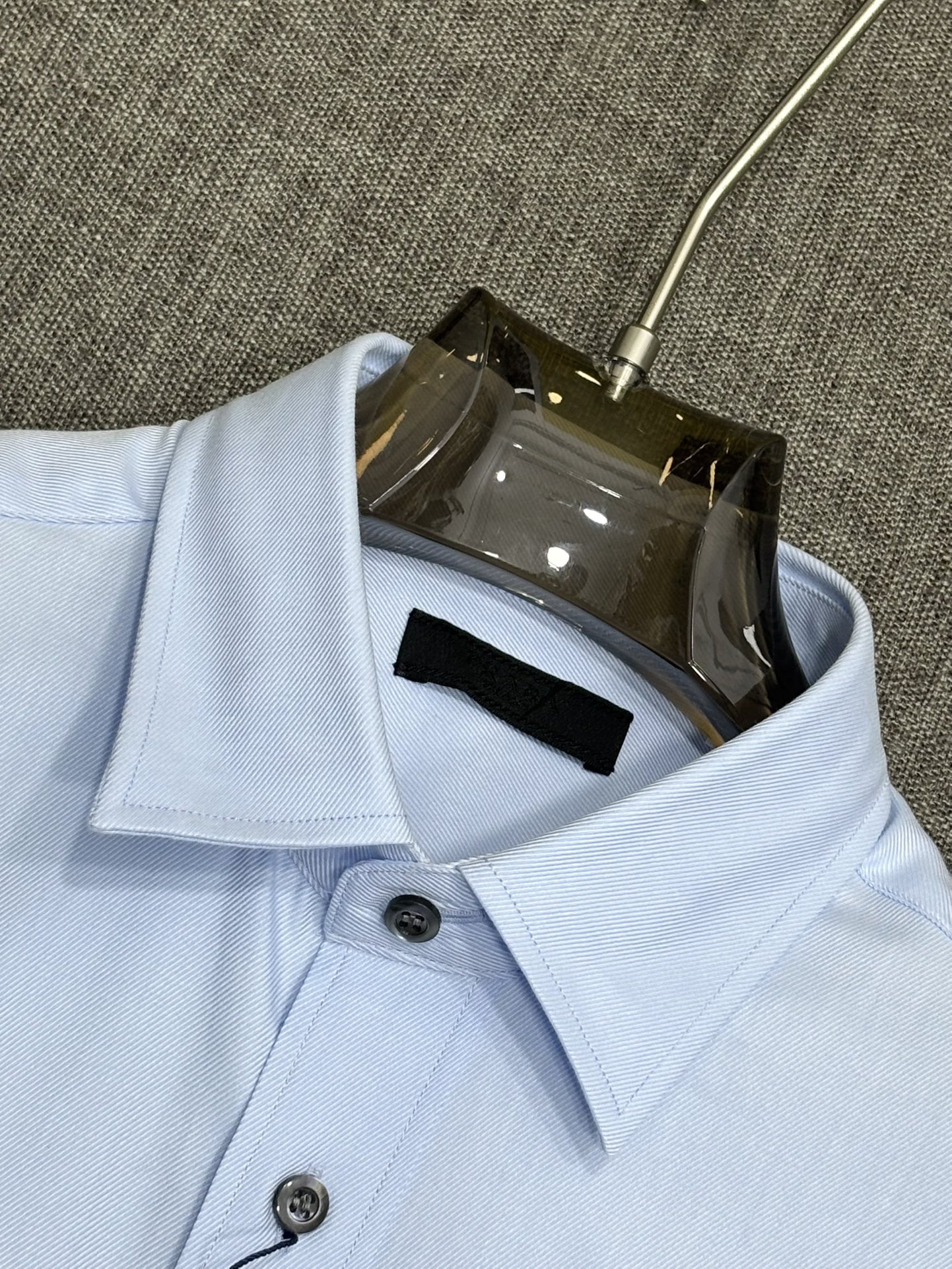 强势上新，新款不断！！！新款衬衫，高级面料高级做工，顶级品质！！！S一XXLS穿125左右m穿140左右