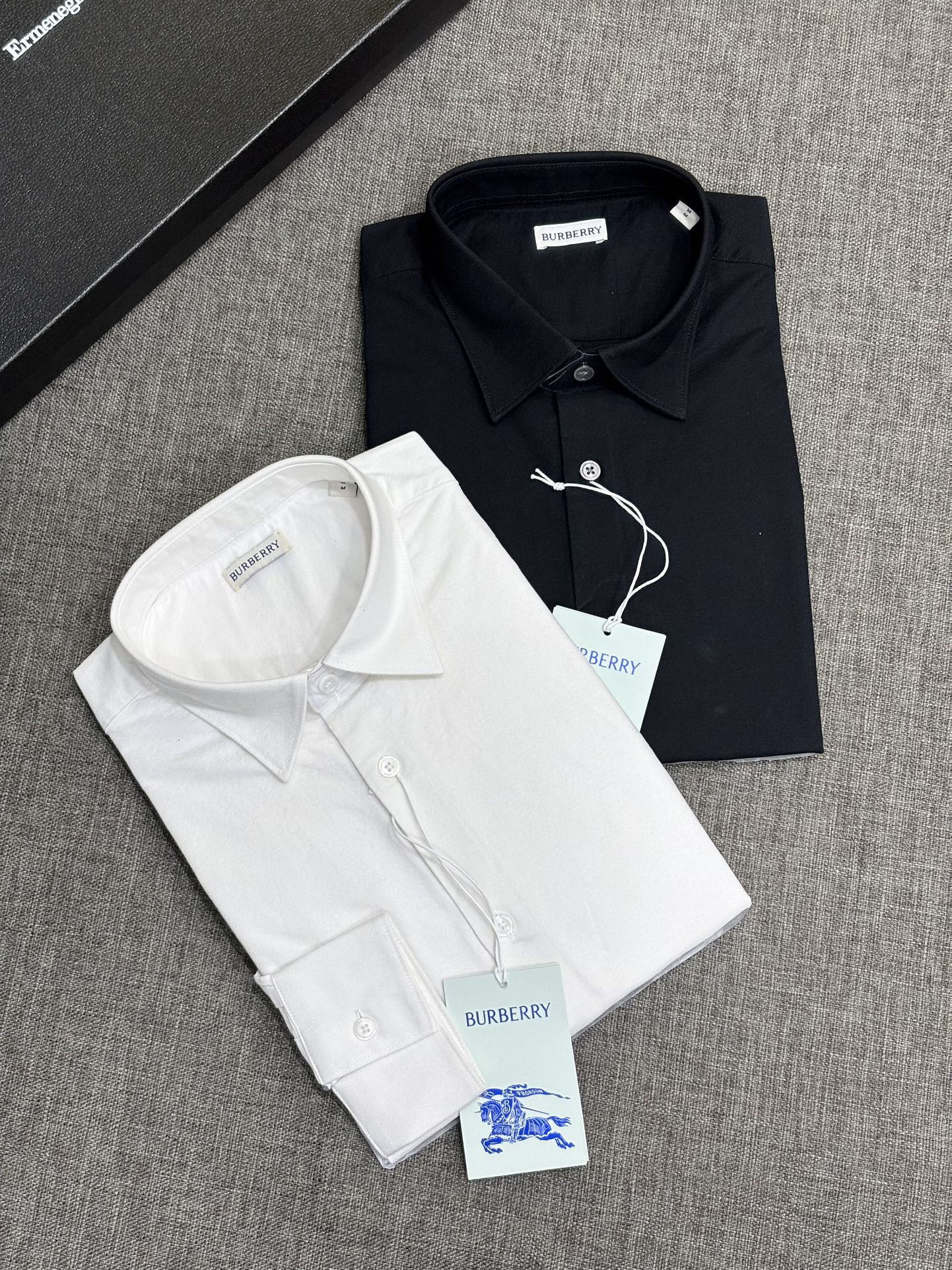 强势上新，新款不断！！！新款衬衫，高级面料高级做工，顶级品质！！！S一XXLS穿125左右m穿140左右