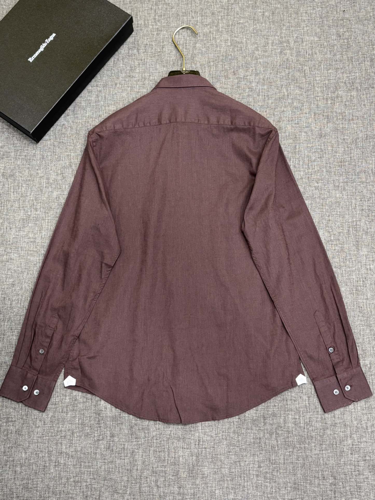 强势上新，新款不断！！！新款衬衫，高级面料高级做工，顶级品质！！！S一XXLS穿125左右m穿140左右