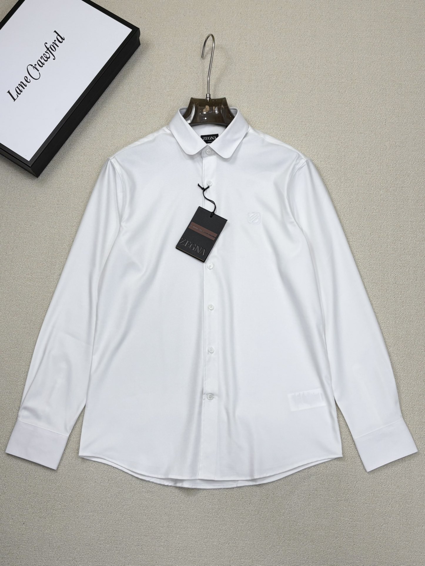 强势上新，新款不断！！！新款衬衫，高级面料高级做工，顶级品质！！！S一XXLS穿125左右m穿140左右