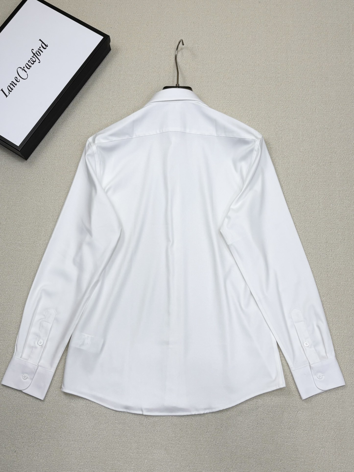 强势上新，新款不断！！！新款衬衫，高级面料高级做工，顶级品质！！！S一XXLS穿125左右m穿140左右