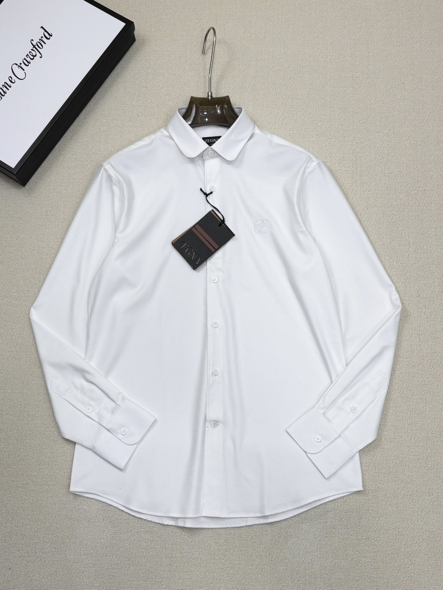 强势上新，新款不断！！！新款衬衫，高级面料高级做工，顶级品质！！！S一XXLS穿125左右m穿140左右