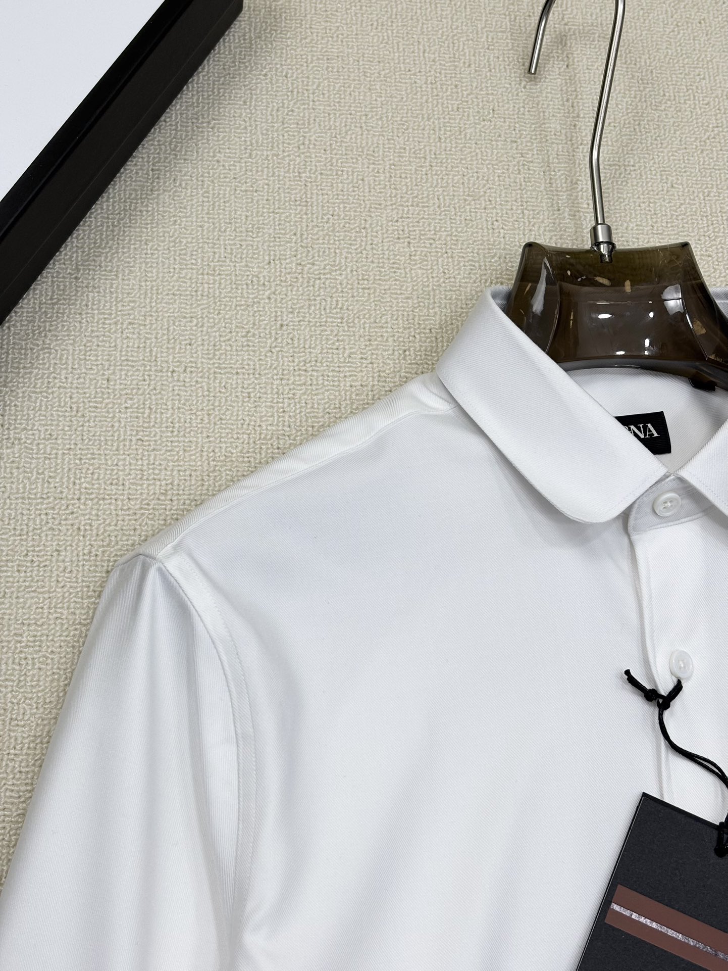 强势上新，新款不断！！！新款衬衫，高级面料高级做工，顶级品质！！！S一XXLS穿125左右m穿140左右