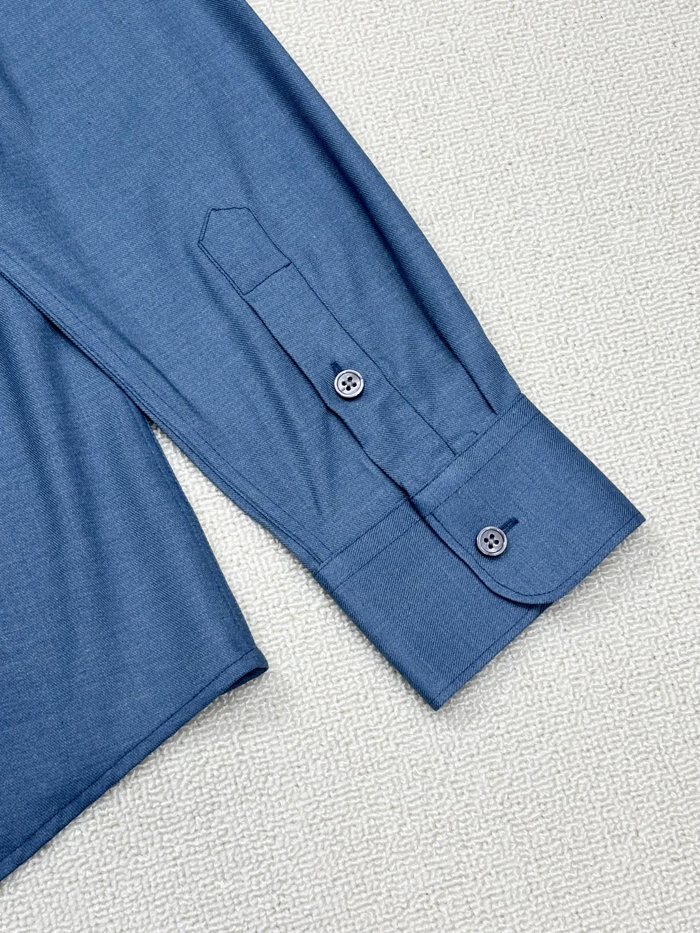 强势上新，新款不断！！！新款衬衫，高级面料高级做工，顶级品质！！！S一XXLS穿125左右m穿140左右