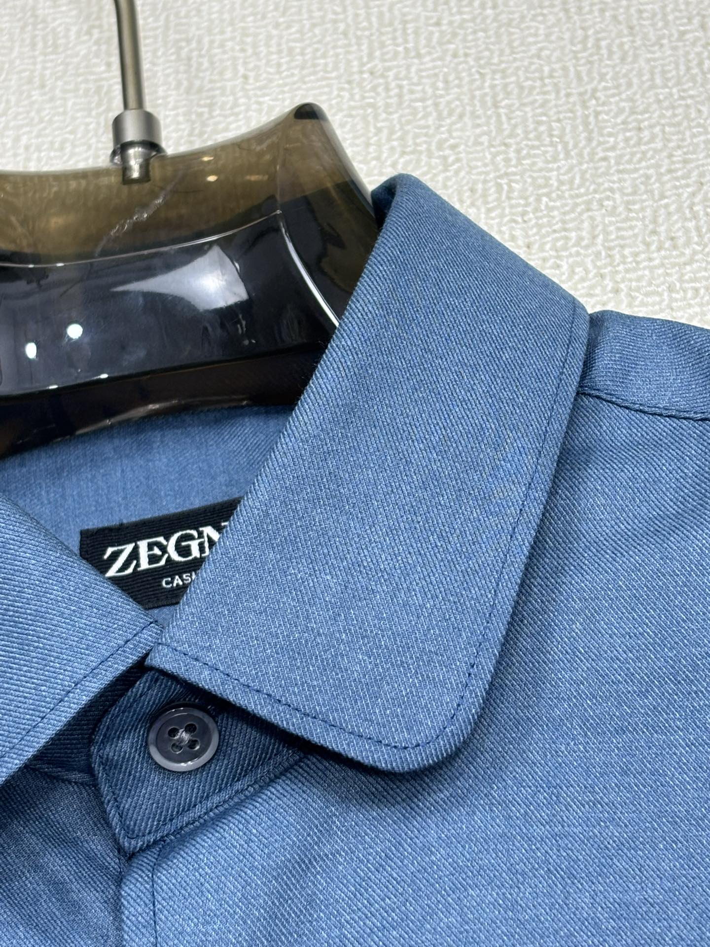 强势上新，新款不断！！！新款衬衫，高级面料高级做工，顶级品质！！！S一XXLS穿125左右m穿140左右