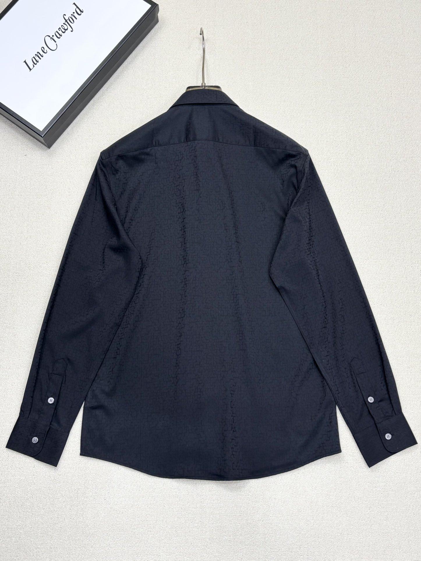 强势上新，新款不断！！！新款衬衫，高级面料高级做工，顶级品质！！！S一XXLS穿125左右m穿140左右