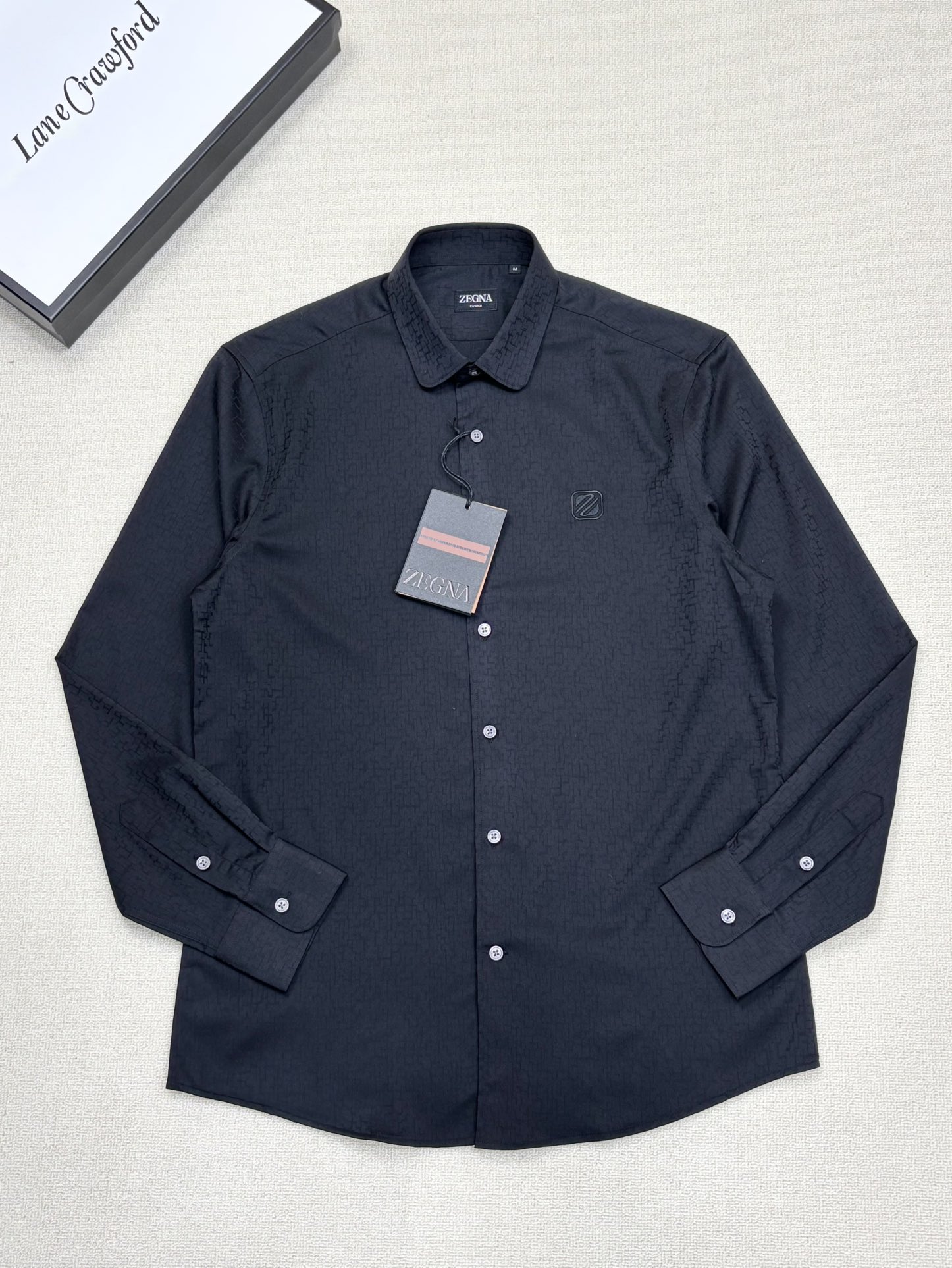 强势上新，新款不断！！！新款衬衫，高级面料高级做工，顶级品质！！！S一XXLS穿125左右m穿140左右