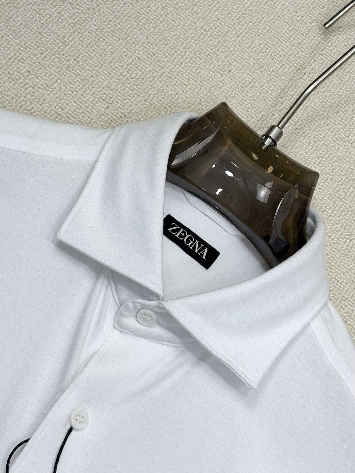 强势上新，新款不断！！！新款衬衫，高级面料高级做工，顶级品质！！！S一XXLS穿125左右m穿140左右